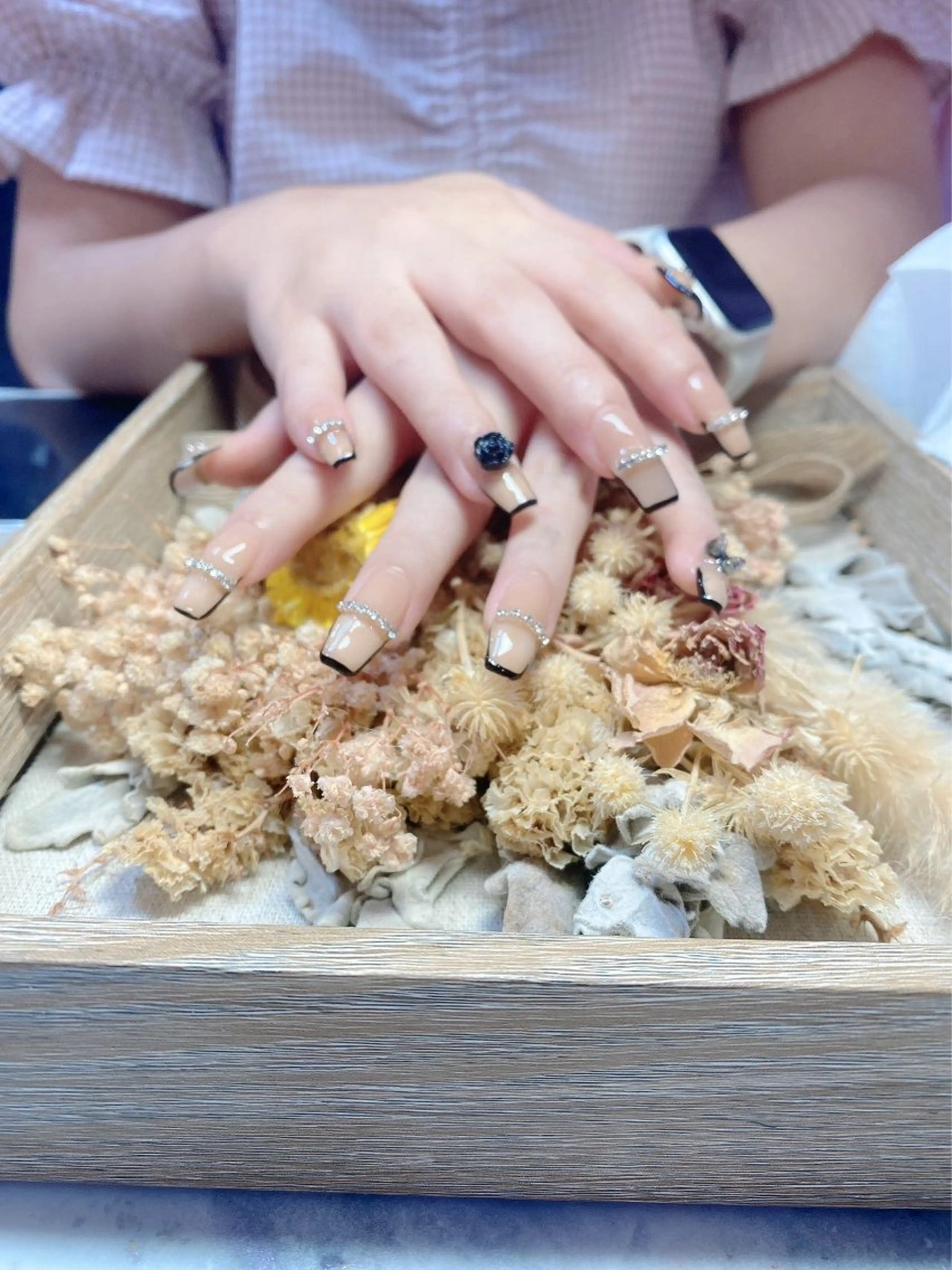 ネイル LEDアイラッシュ ∩_∩アオイのマツエク・マツパデザイン