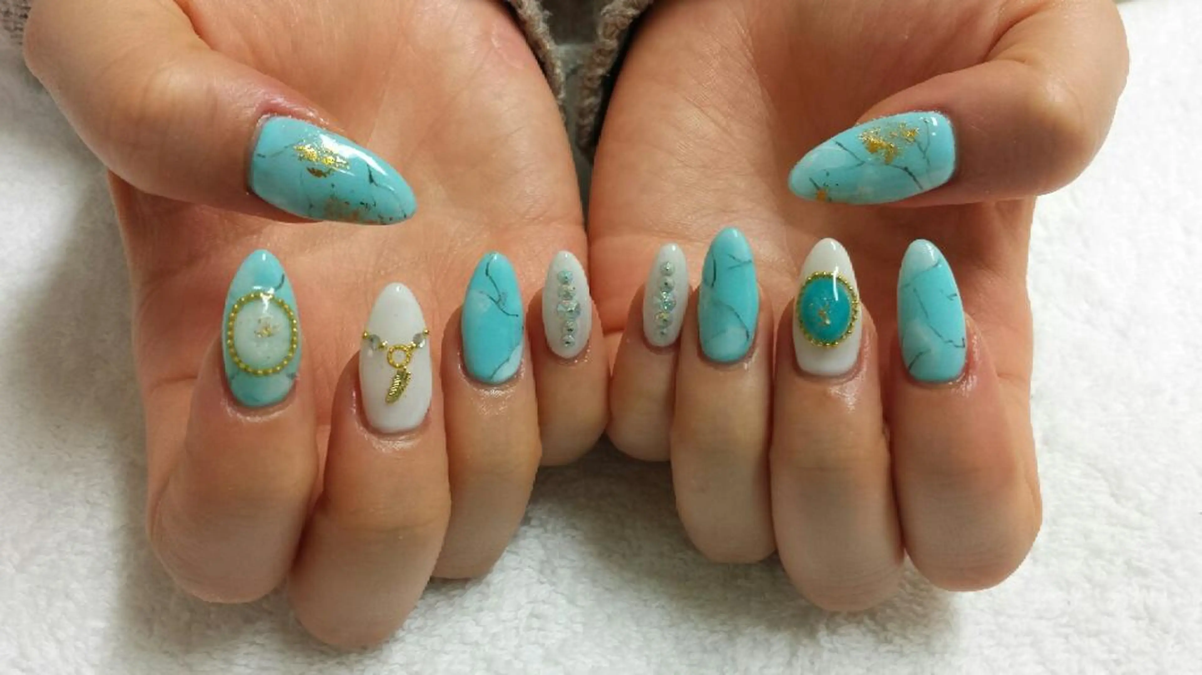 ネイル 河野ちえ (雑誌掲載サロン)のネイルデザイン