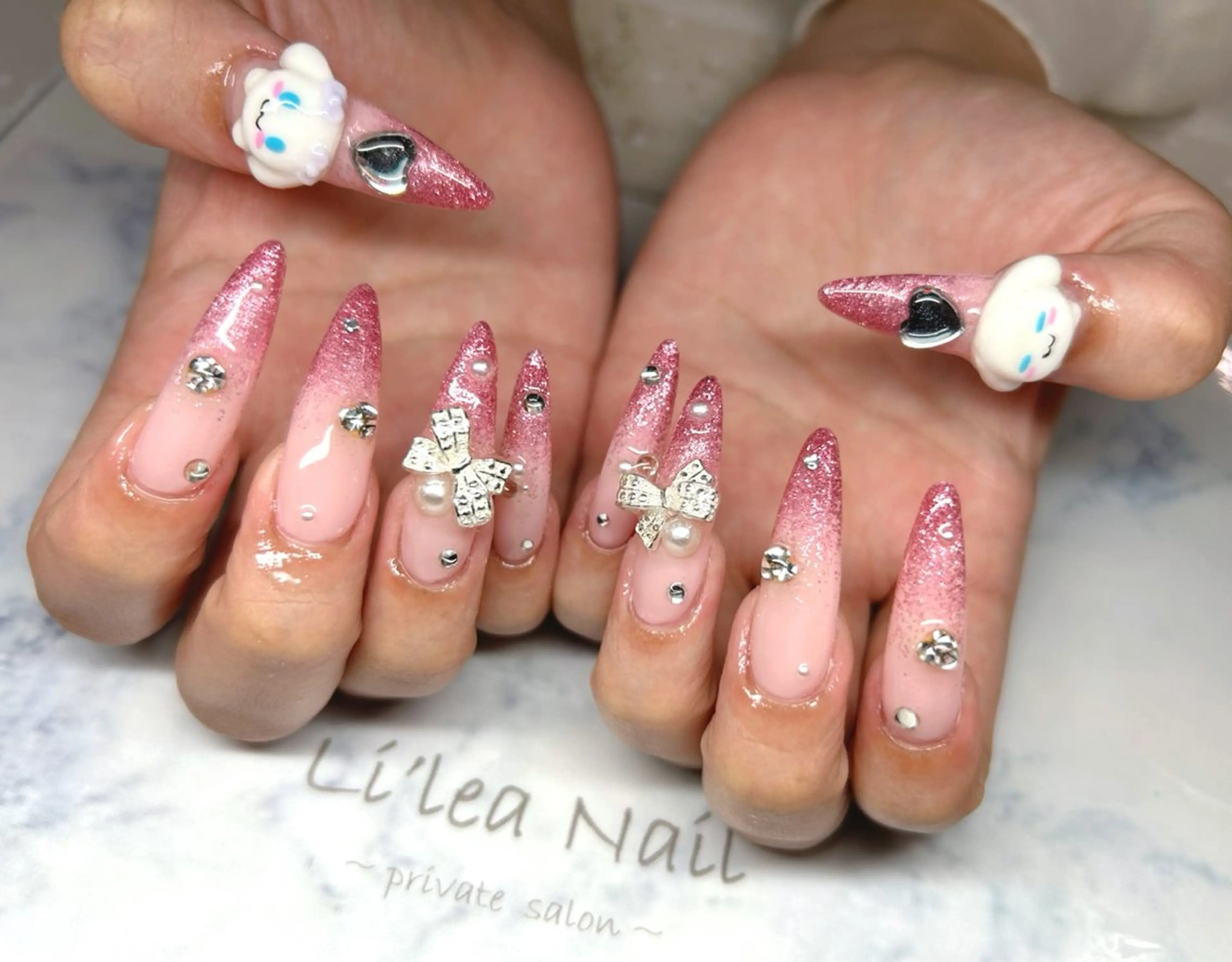 ネイル ハンドネイル Li'leaNail AINAのネイルデザイン