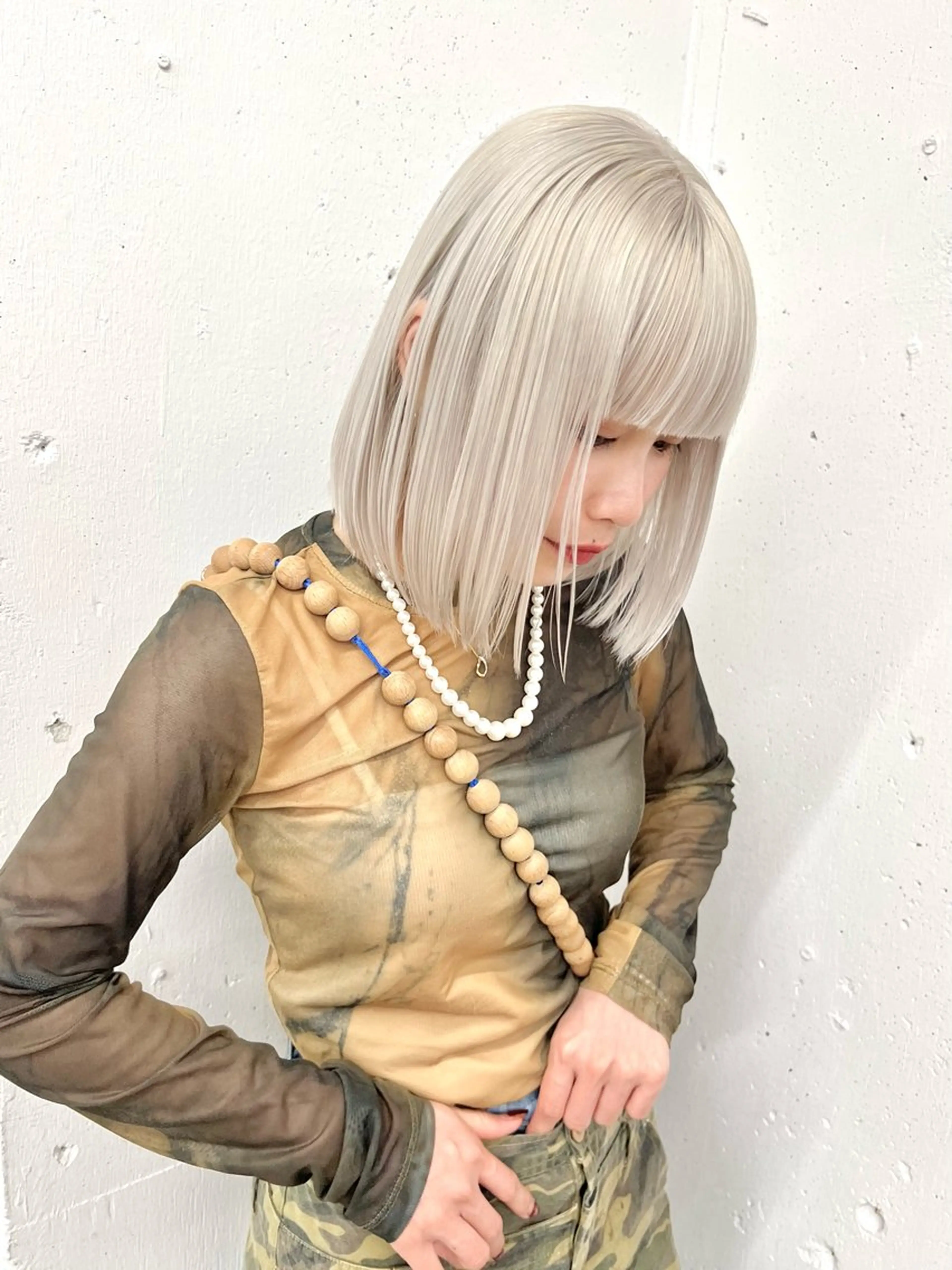 ショート カラー ブリーチ ブロンド ケアブリーチ 透明感カラー デザインカラー MONIQA原宿所属・24時間受付🌈ブリ ーチ特化RYUTOのヘアスタイル