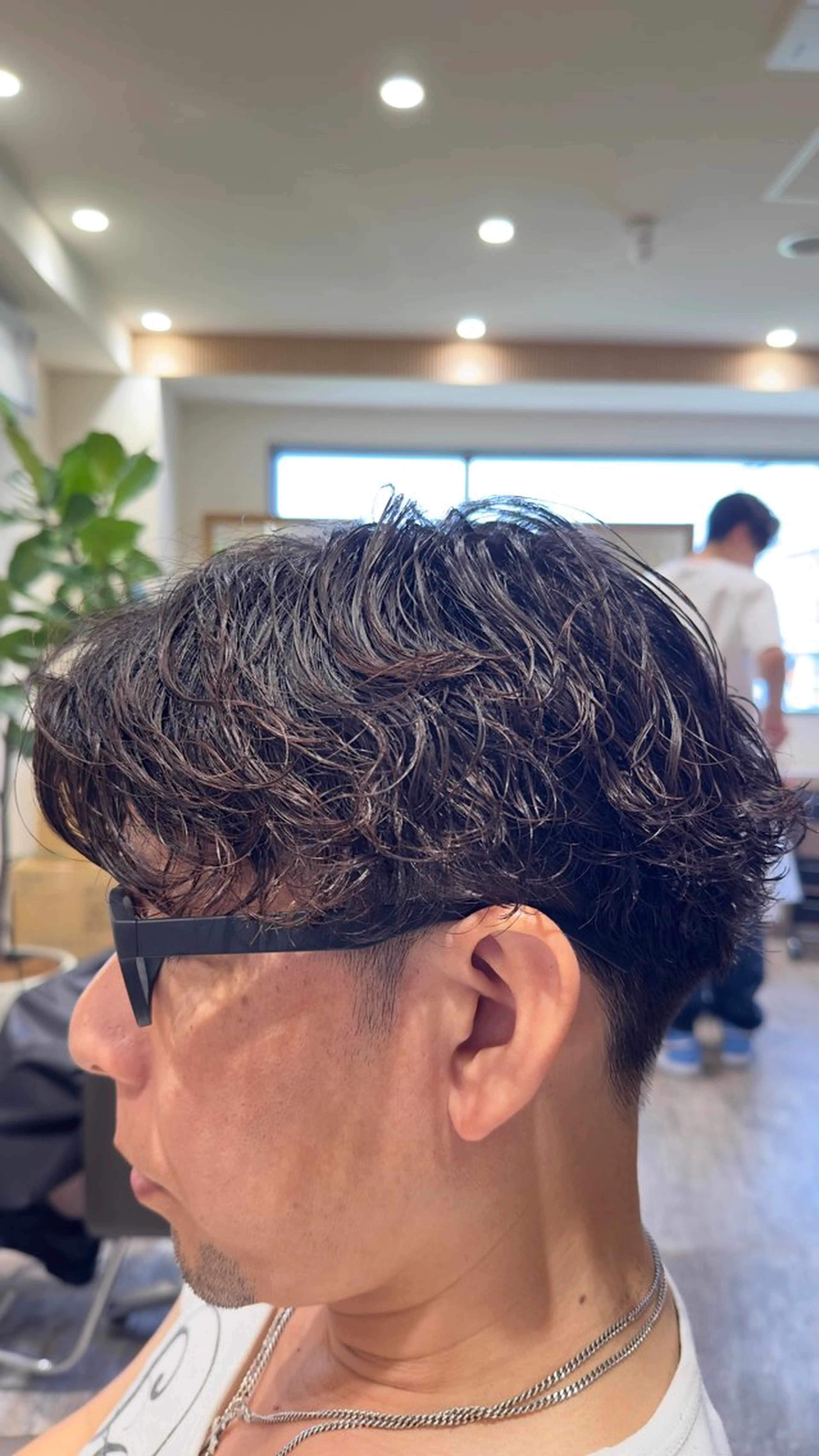 メンズ カット 【メンズパーマ】比嘉 啓人のヘアスタイル