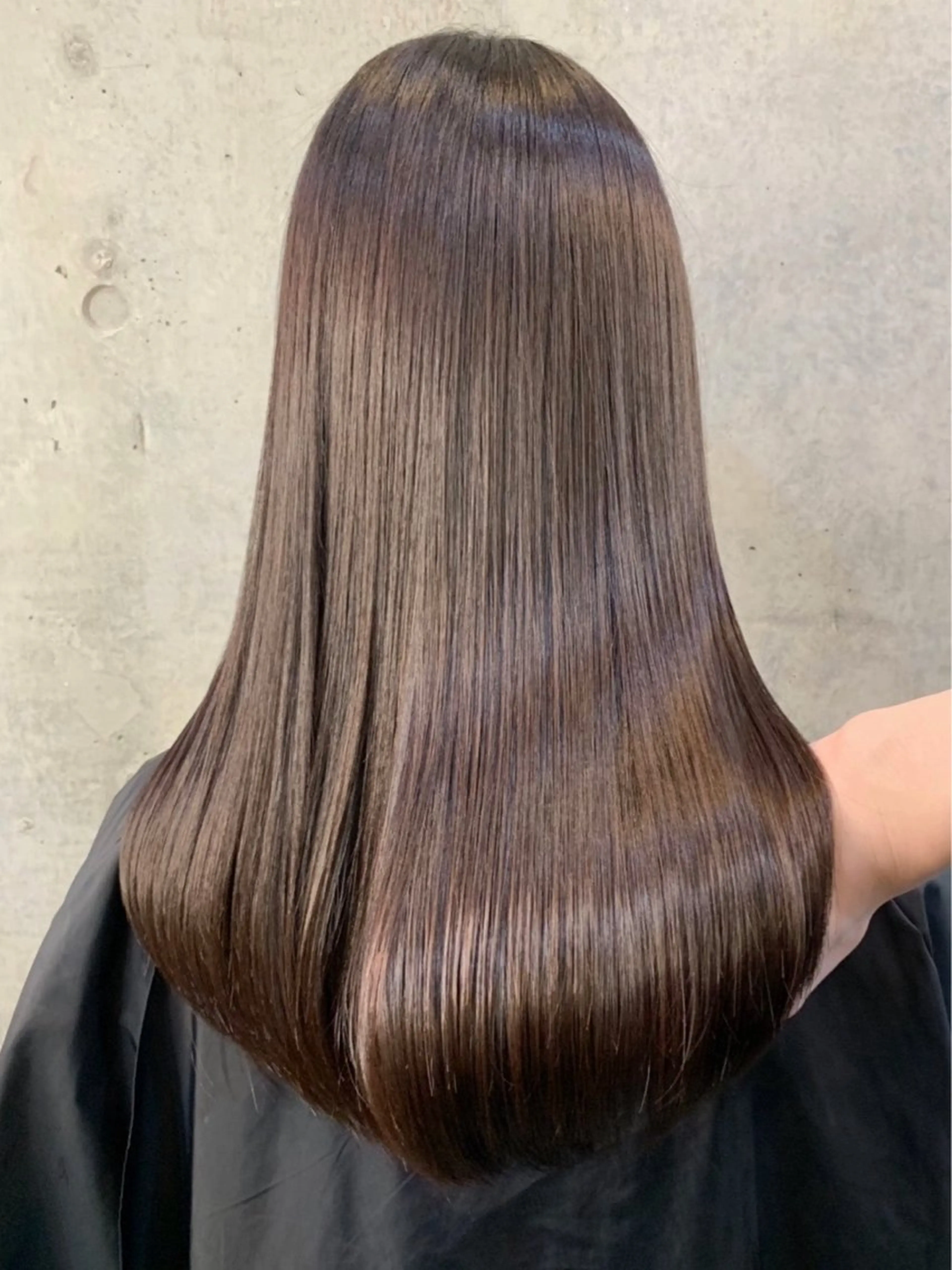 ロング カット 縮毛矯正 L'me TOKYO by youres【エルメトーキョーバイユアーズ】所属・小倉 結衣のヘアスタイル