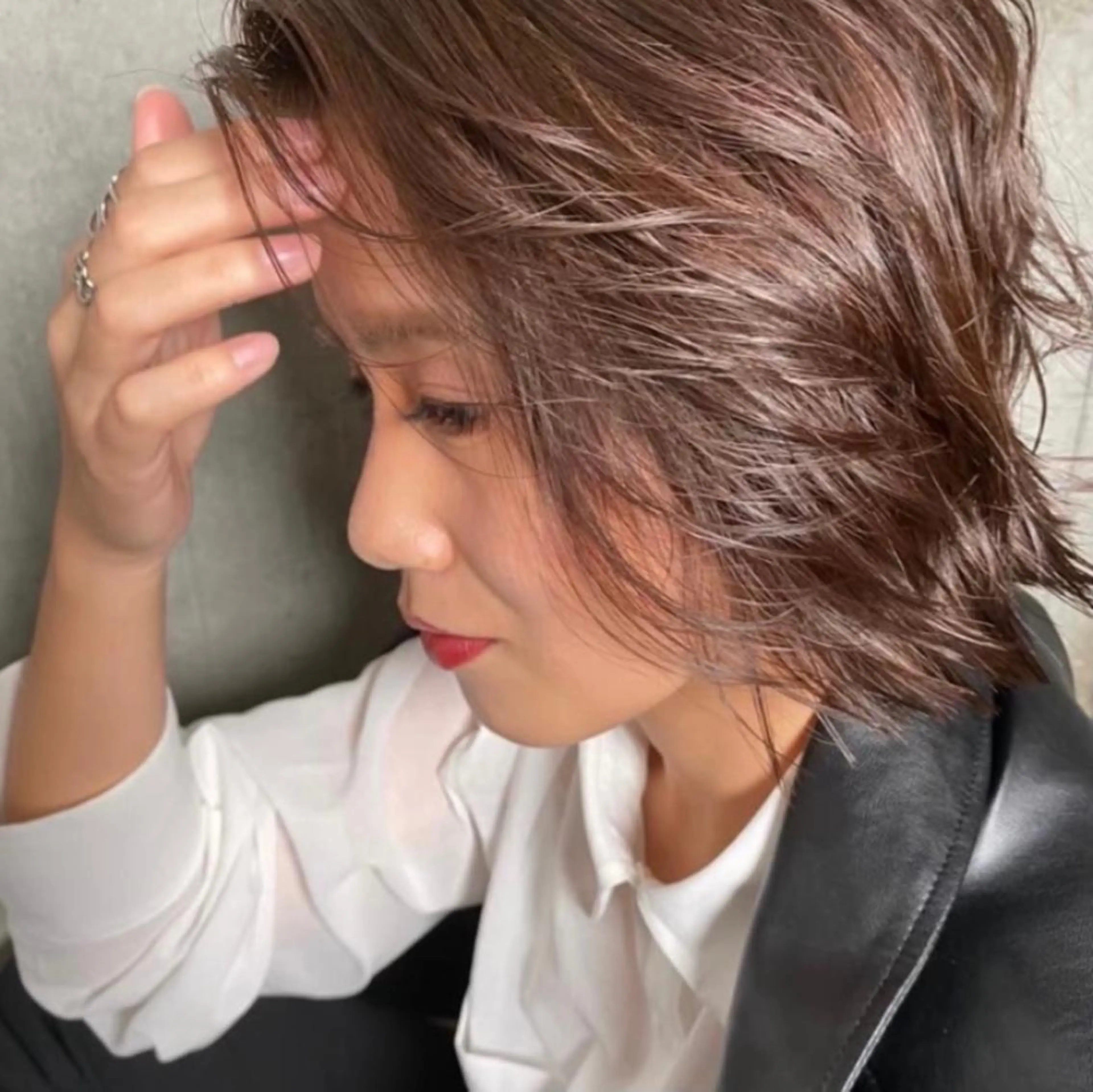 ミディアム カラー 佐藤 裕史のヘアスタイル