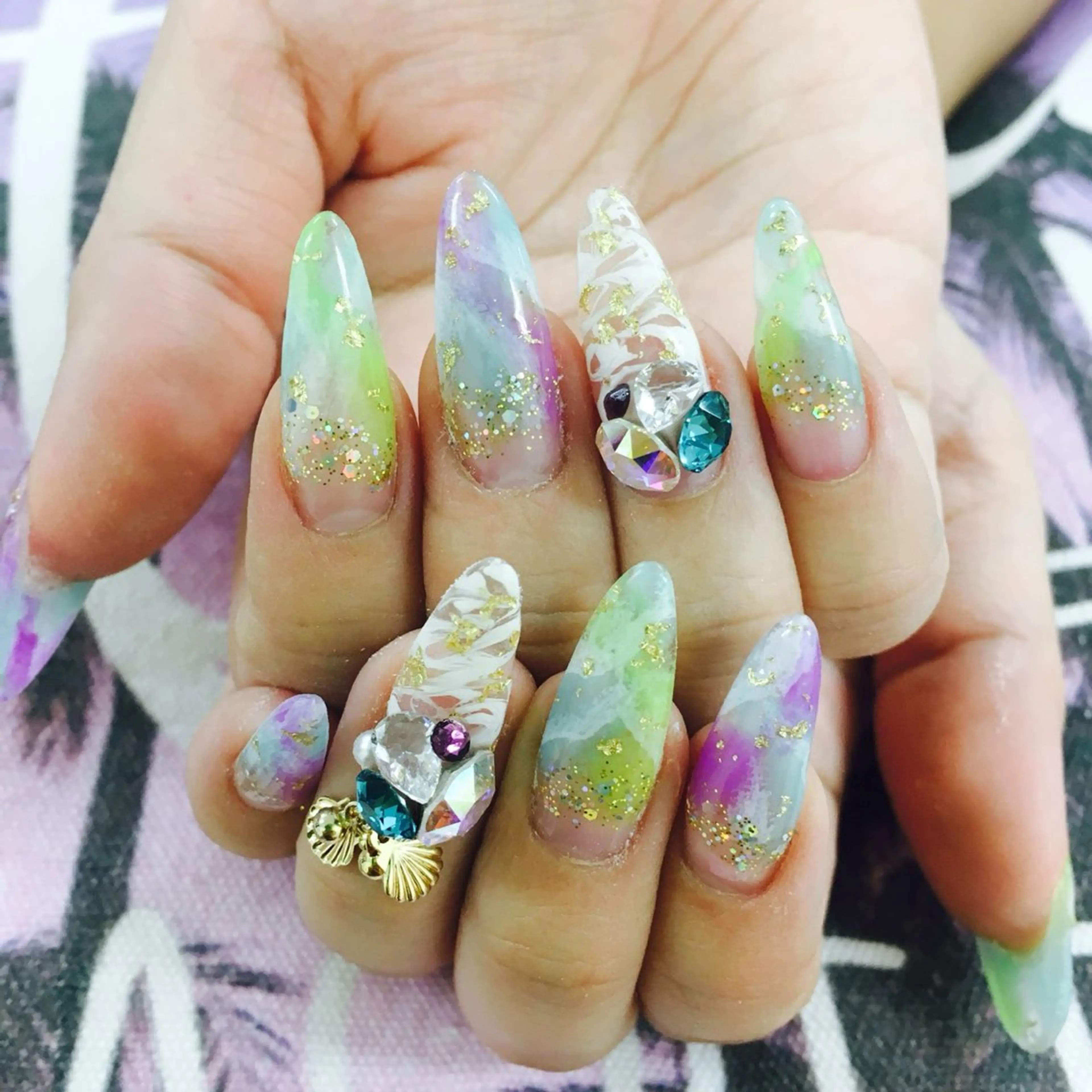 ネイル スカルプネイル AZNAIL matsudaのネイルデザイン