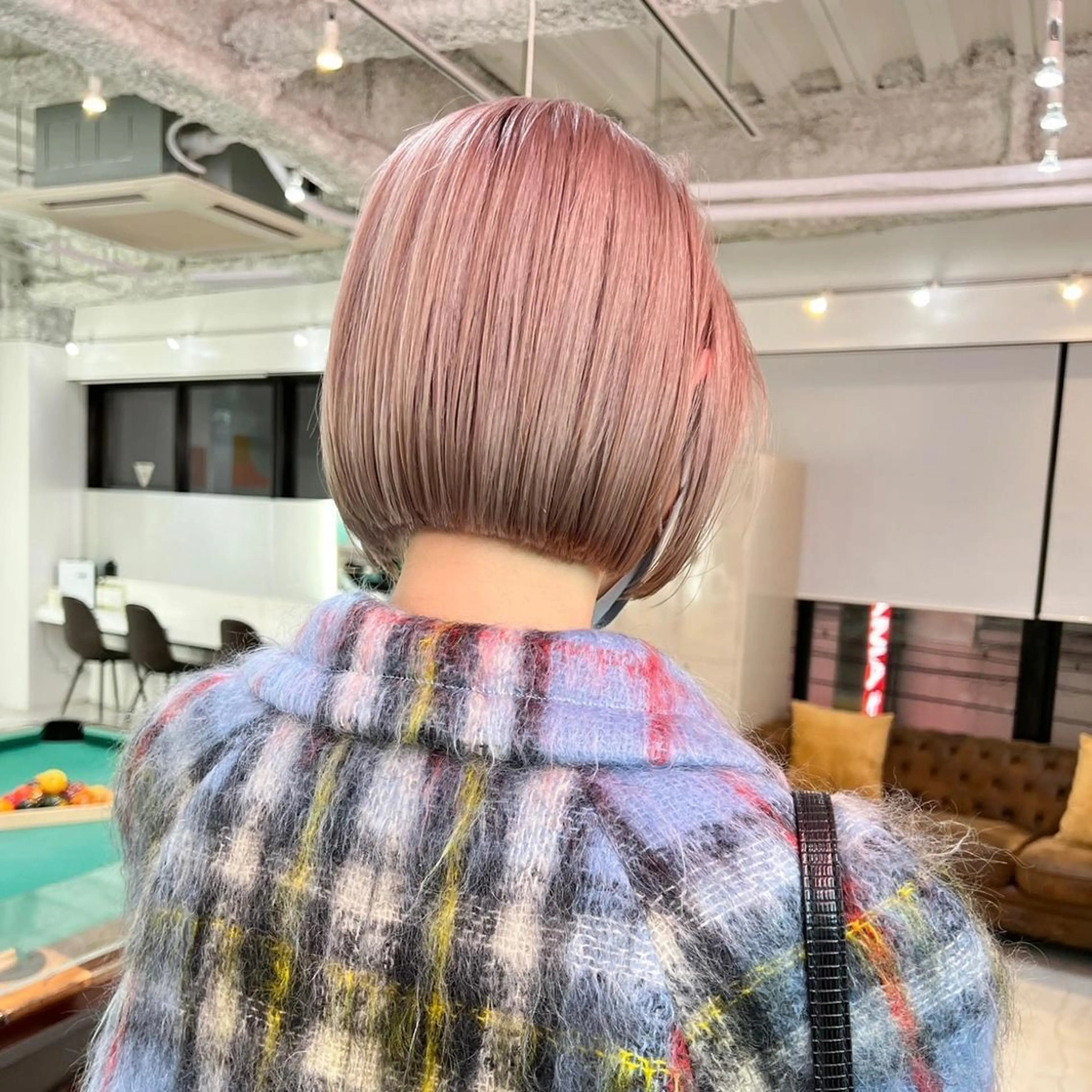 ミディアム カラー GO TODAY SHAiRE SALON 原宿本店所属・ブリーチ/レイヤー ハッシュカット/河内のヘアスタイル