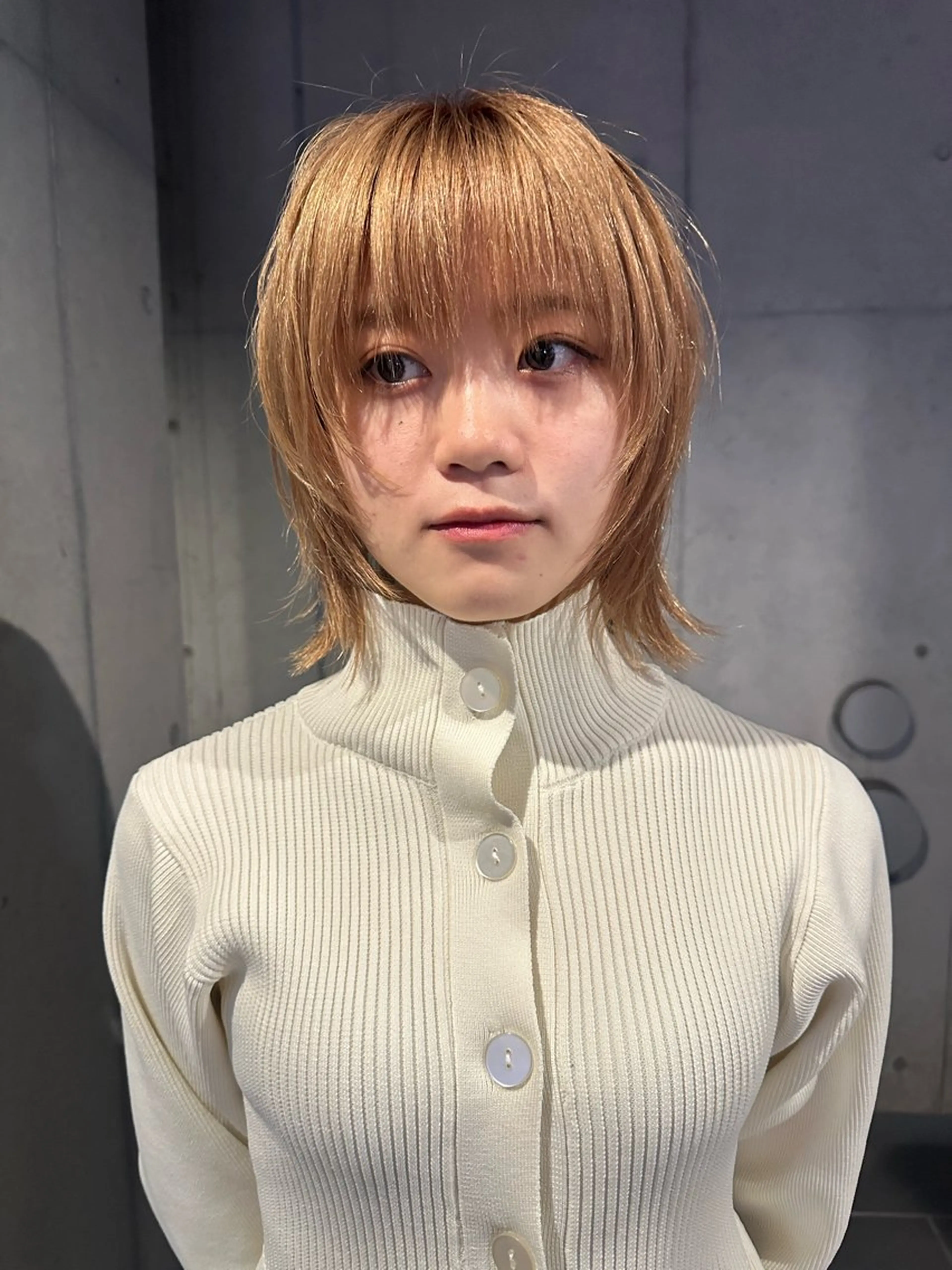 ショート カラー 顔まわりレイヤー レイヤーカット ショートヘア ウルフカット カット ヘアカラー ウルフ/レイヤー🟠 山本祐輔🟠のヘアスタイル