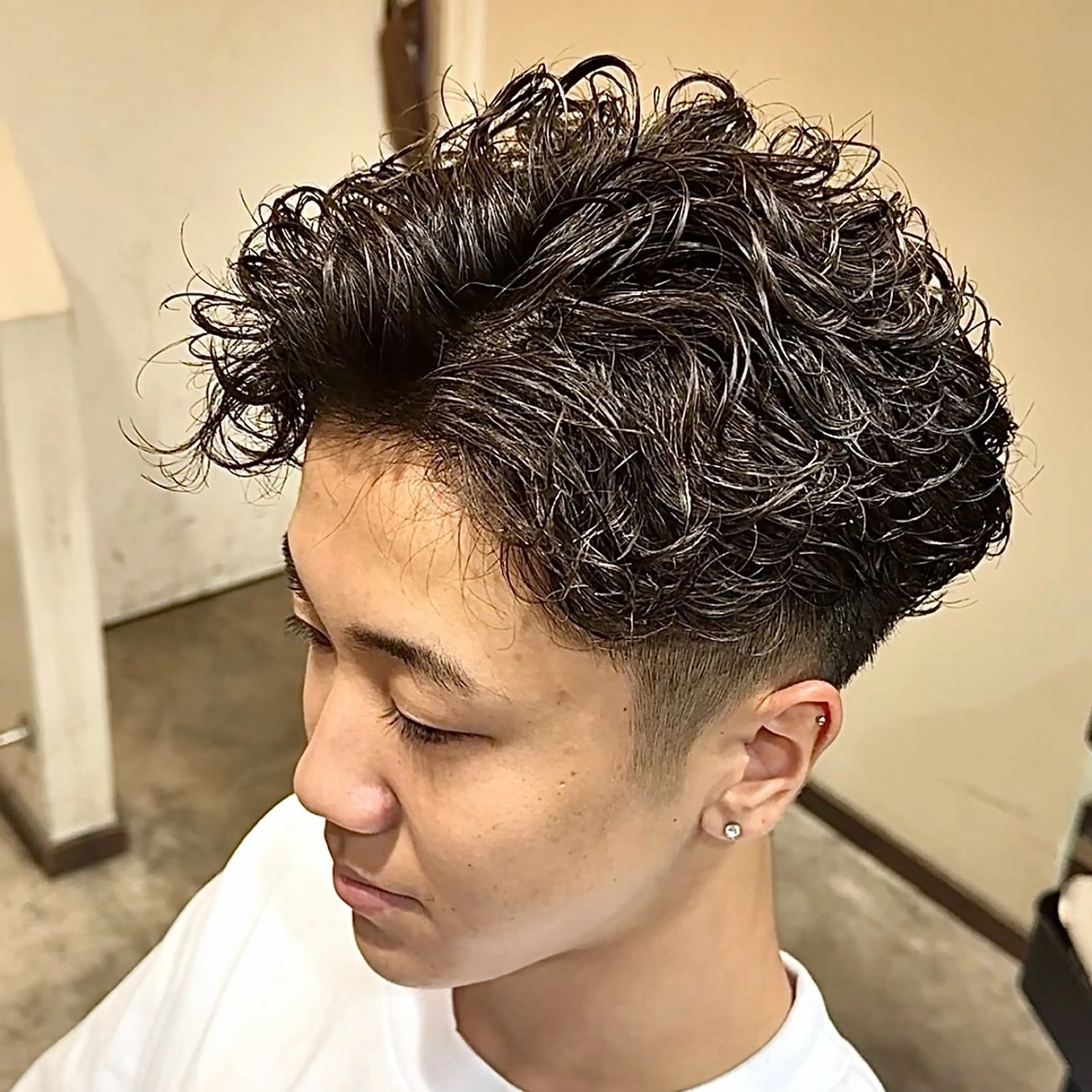 パーマ メンズ カット パーマ 波巻き|シャドウ| サーフカール|RYUのヘアスタイル