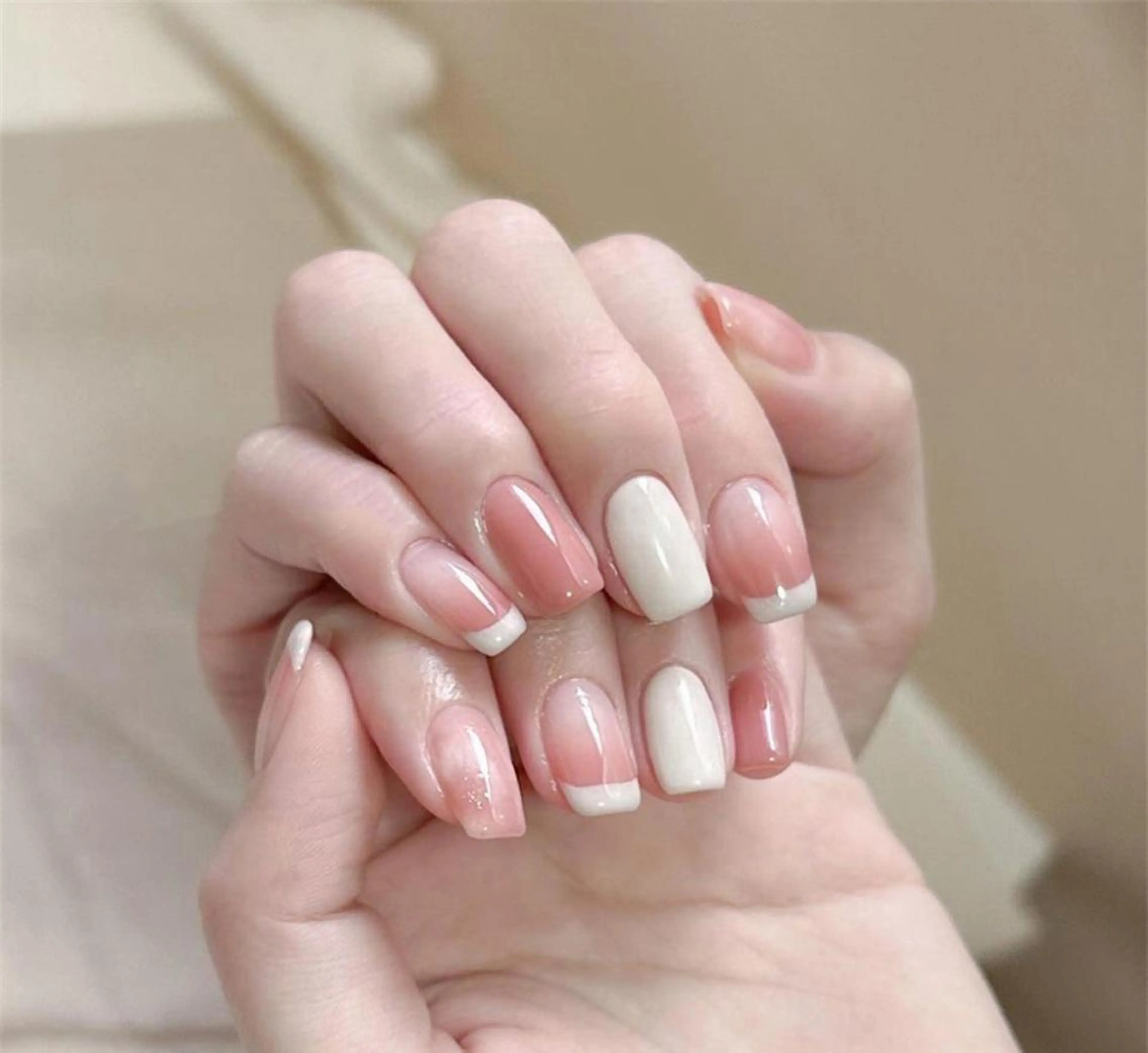 ネイル AngelChris ビューティーサロンのネイルデザイン