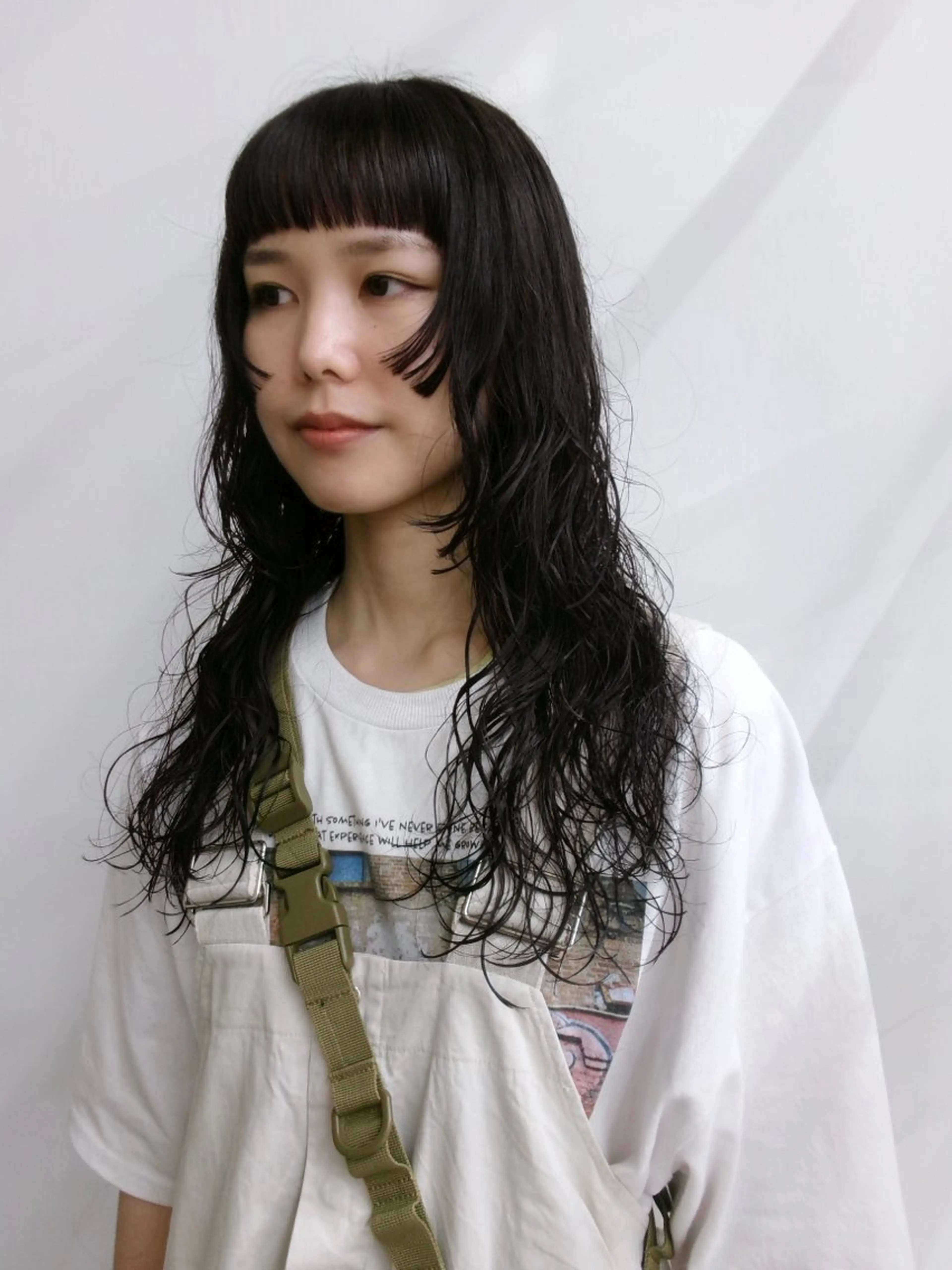ロング カラー パーマ 黒髪 Vibe所属・hanami パーマ/透明感カラーのヘアスタイル