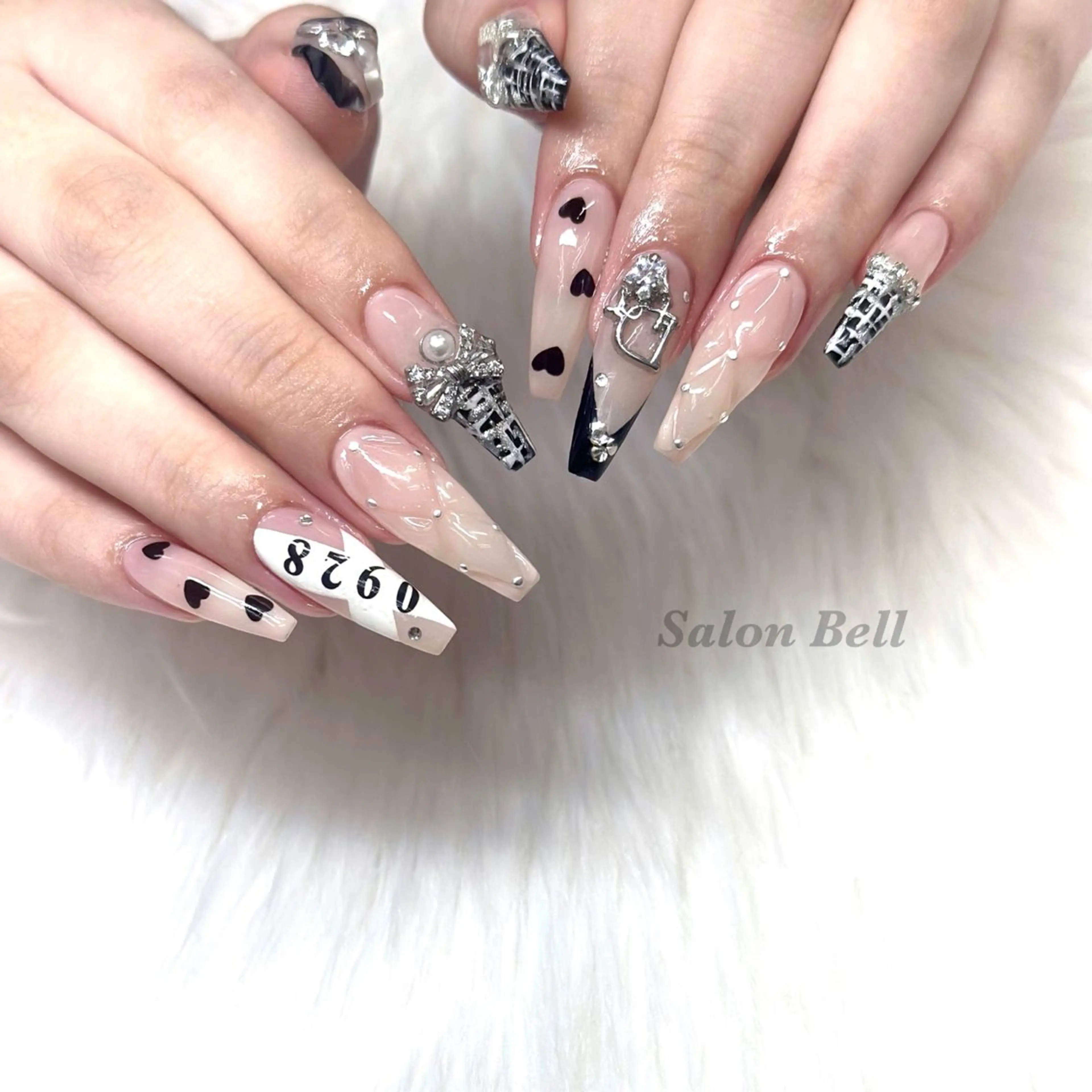 ネイル Bell 富田林店 SAYAKAのネイルデザイン