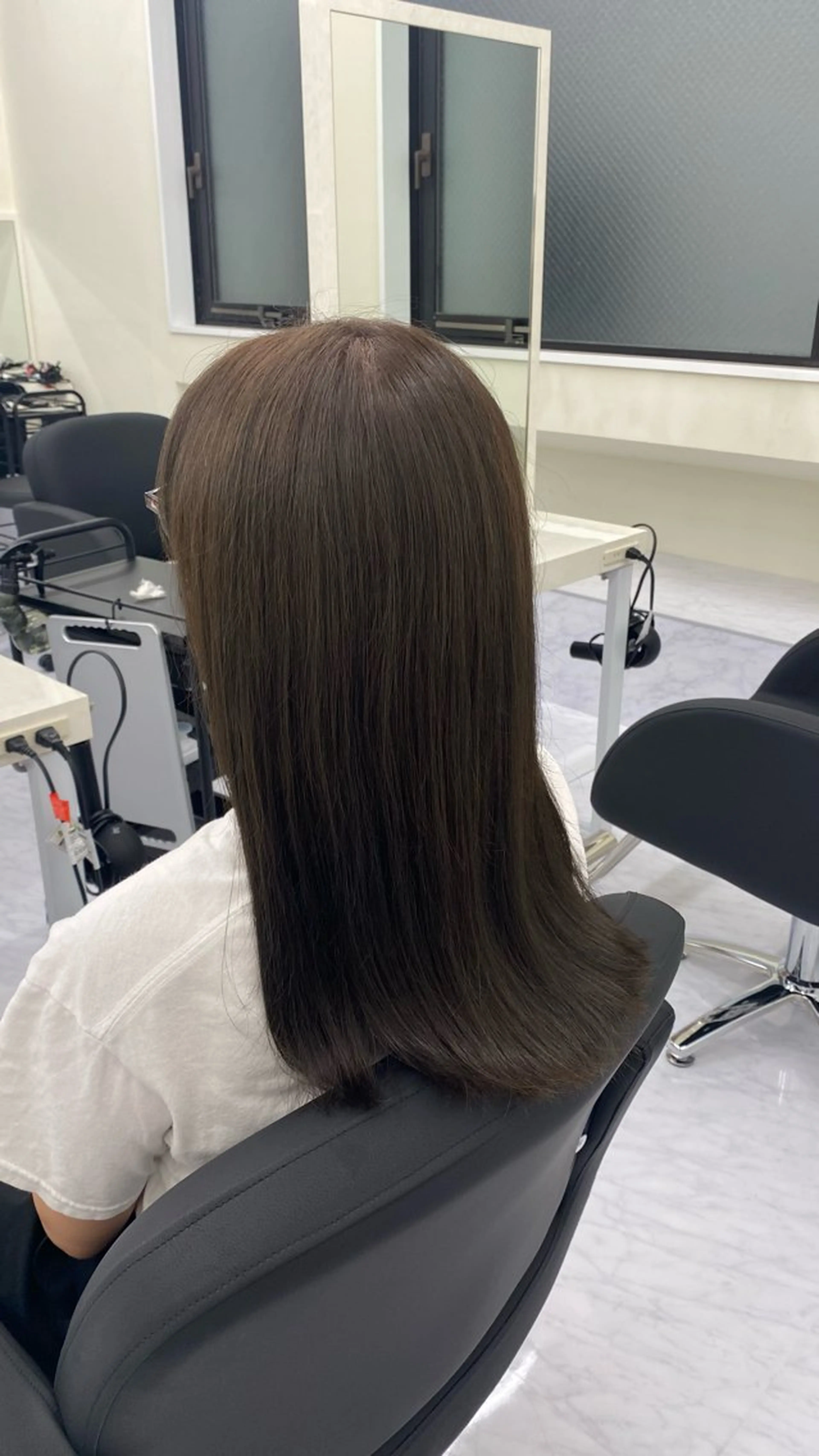 カラー メンズ AITOKYO 天神大名所属・匠/ショウ フェザーパーマのヘアスタイル