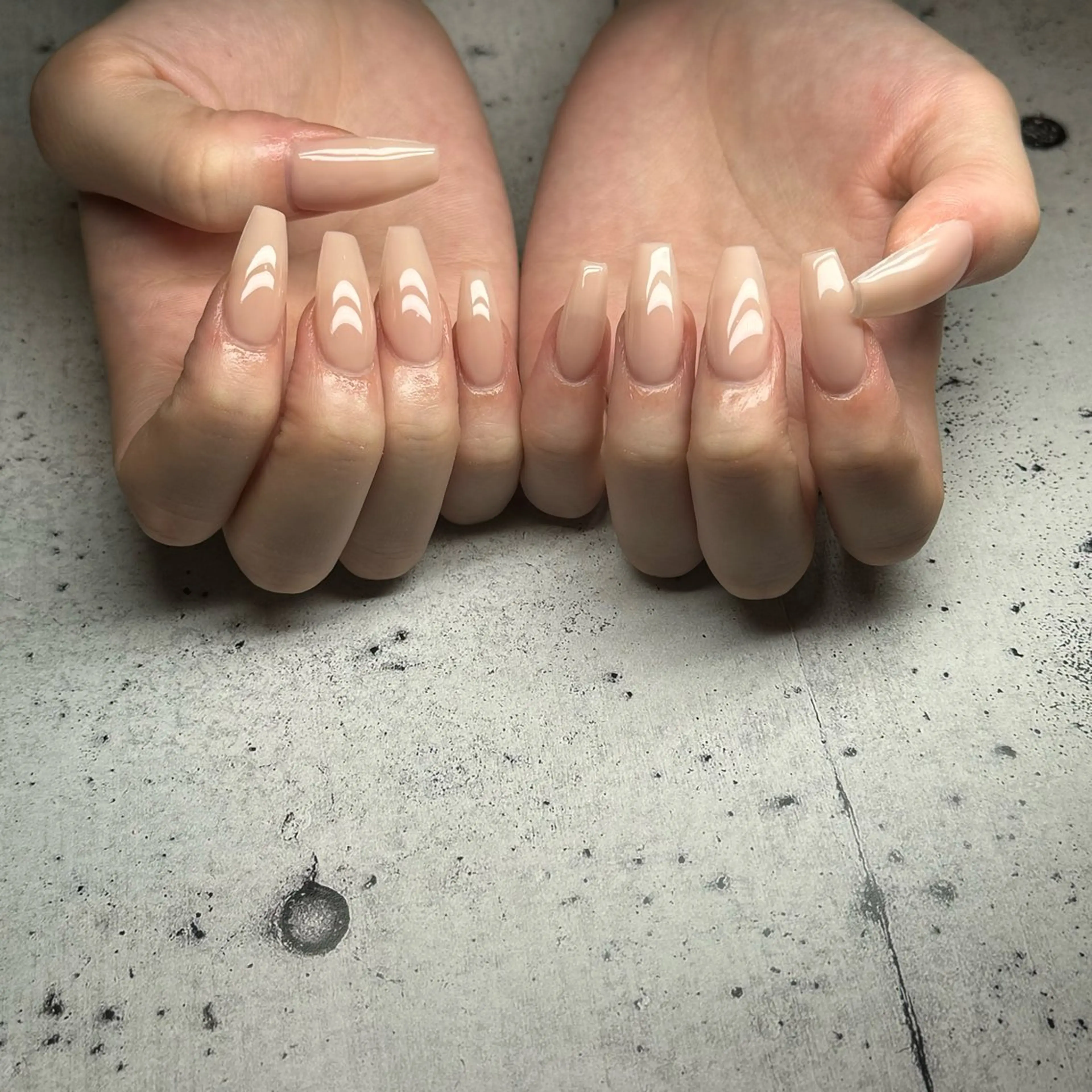 ネイル ワンカラーネイル ハンドネイル 𝐫𝐚𝐢 𝐧𝐚𝐢𝐥の眉毛・アイブロウイメージ