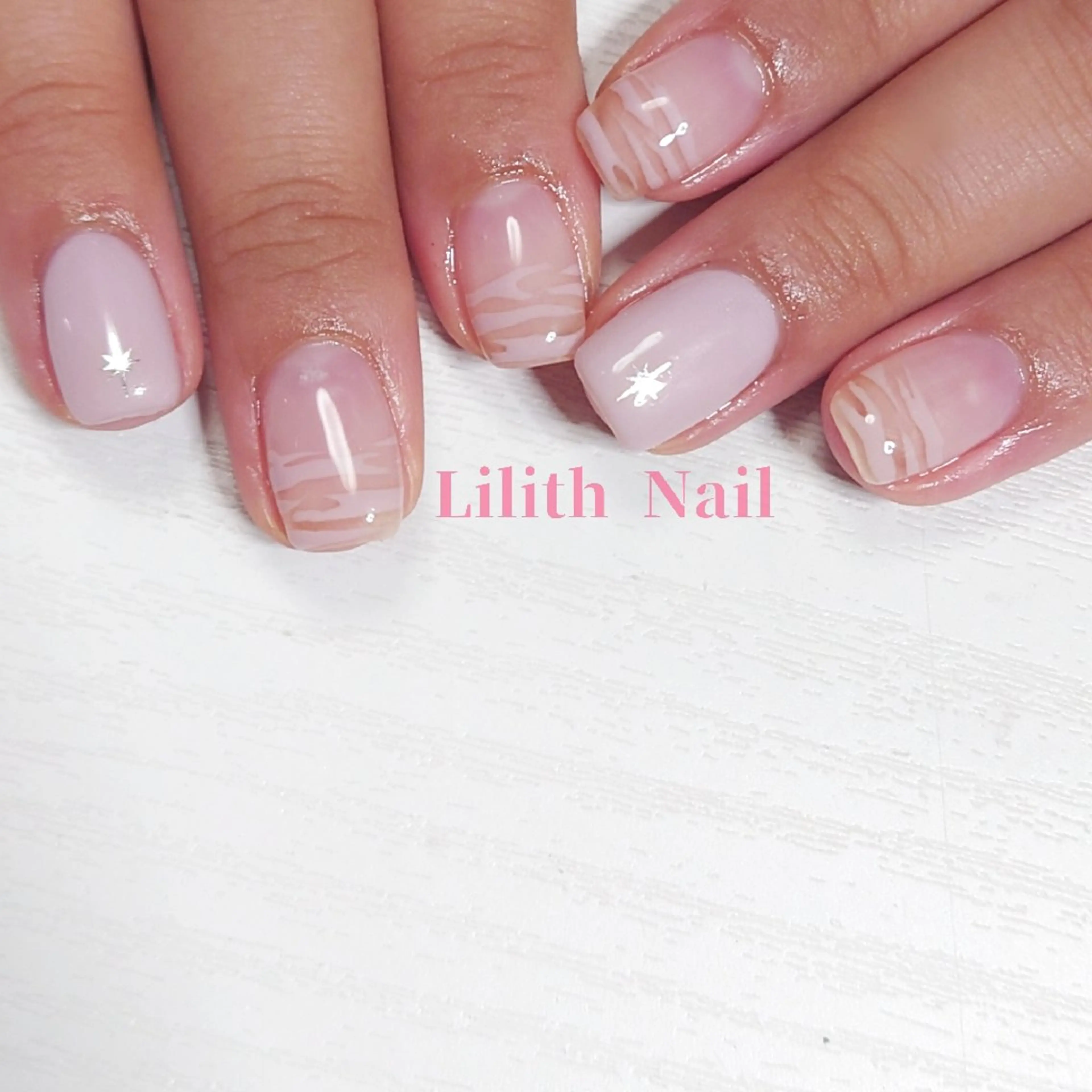 ネイル アニマル柄 ピンク ハンドネイル Lilith Nailのネイルデザイン