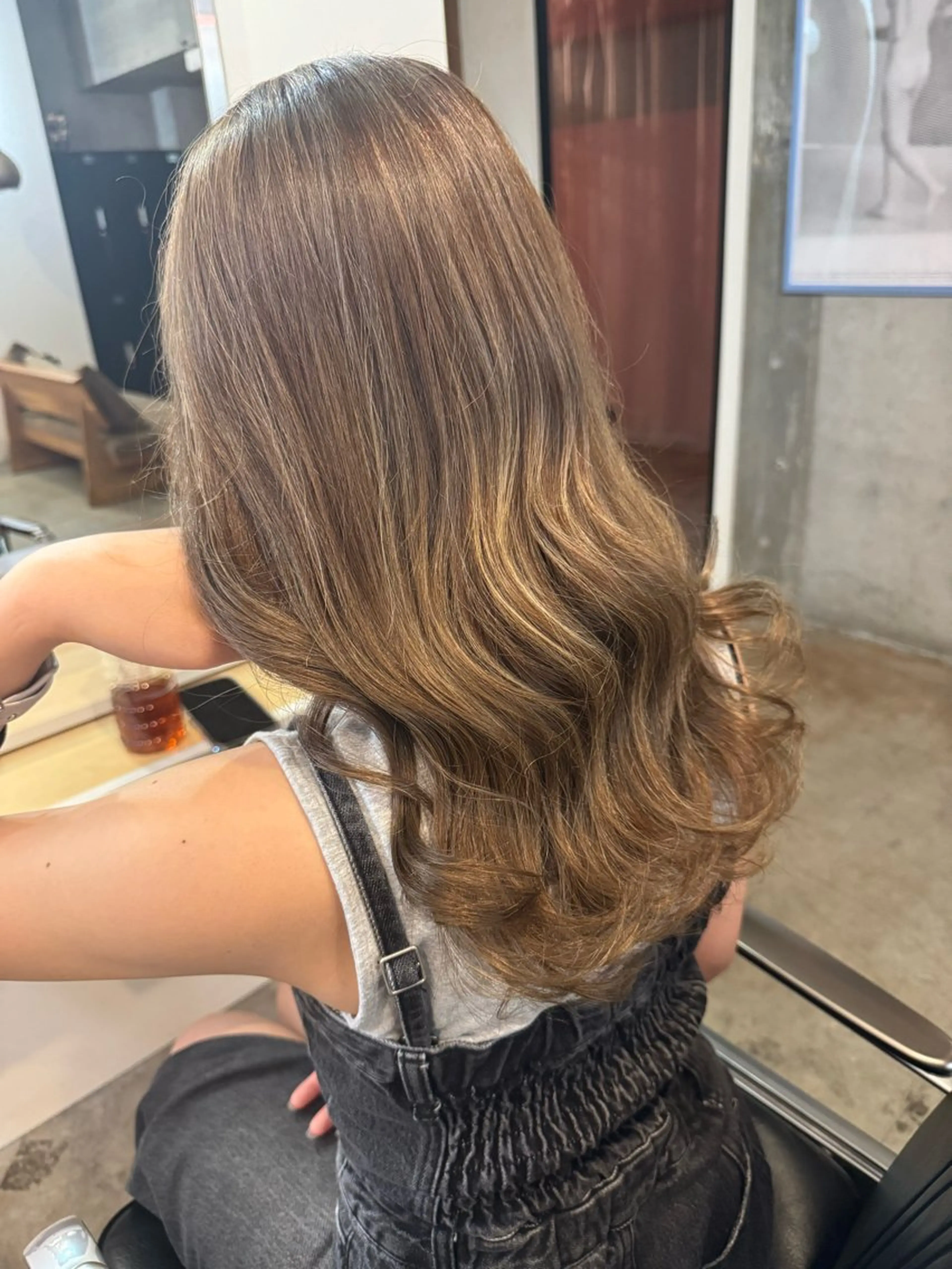 ロング ハイライト saga所属・🌼 みなみ🌼のヘアスタイル