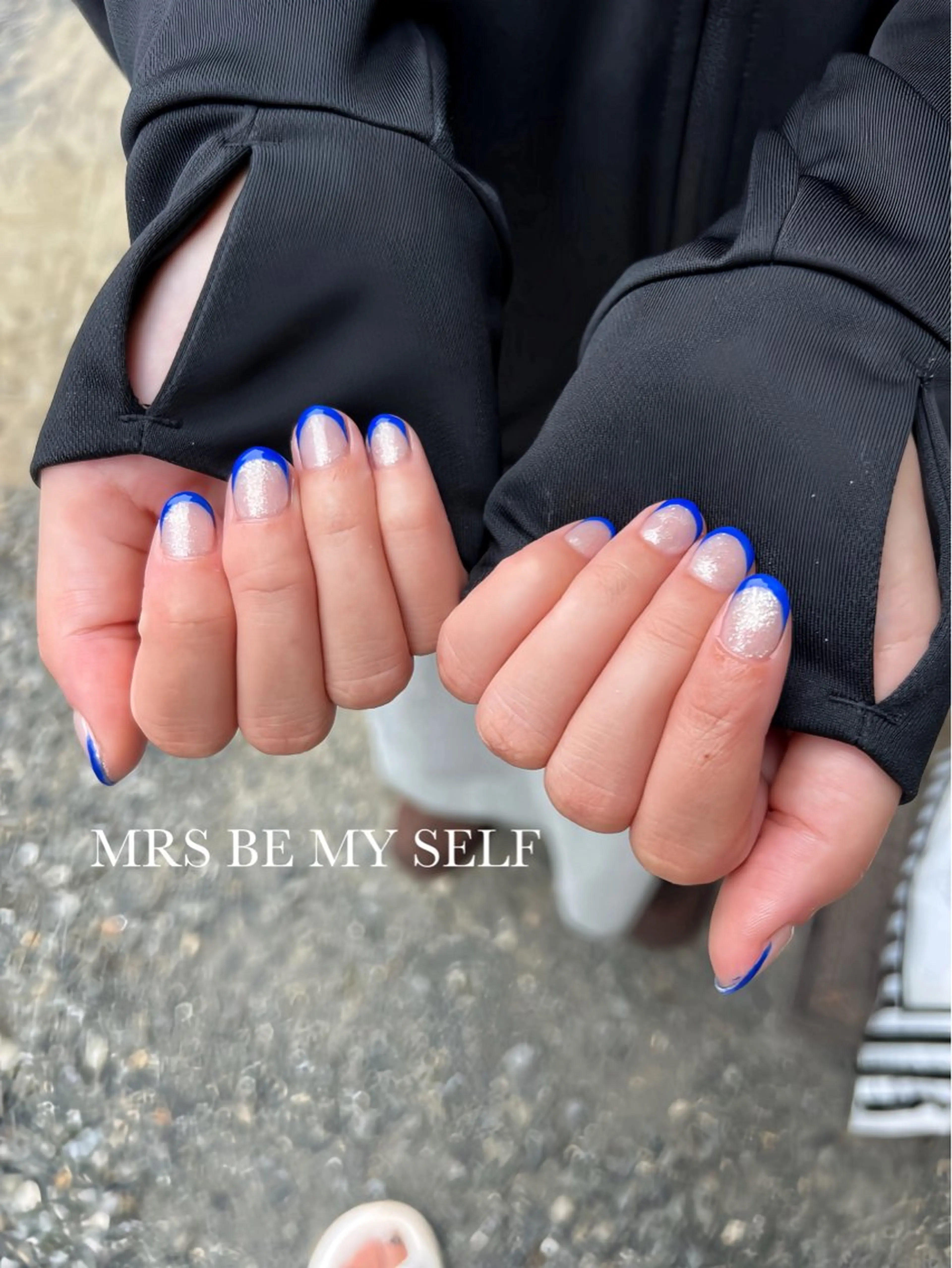 ネイル ブルー フレンチネイル キラキラネイル ハンドネイル MRS/ miyu🎀のネイルデザイン