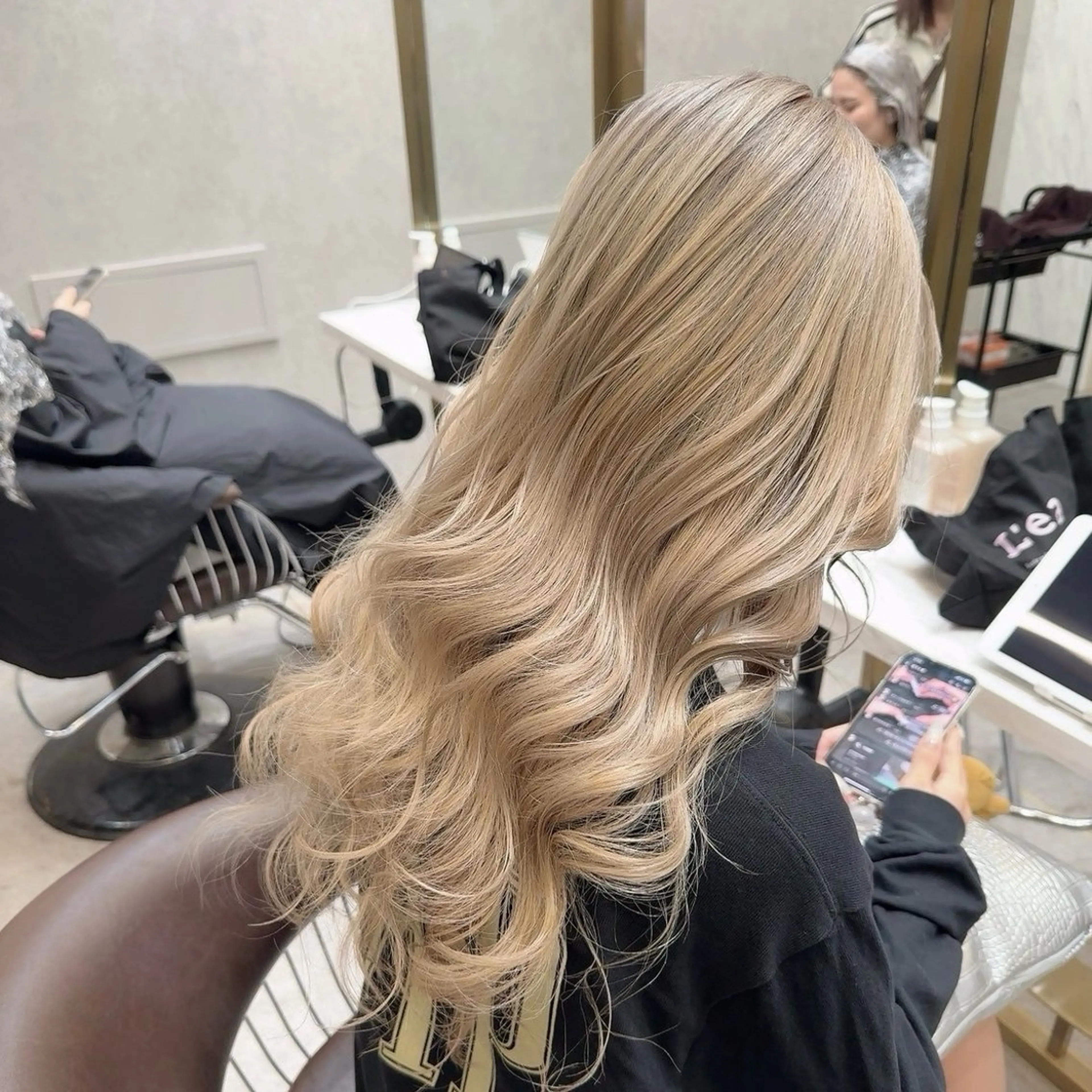 カラー NAO 艶カラー🌙* :ﾟのヘアスタイル