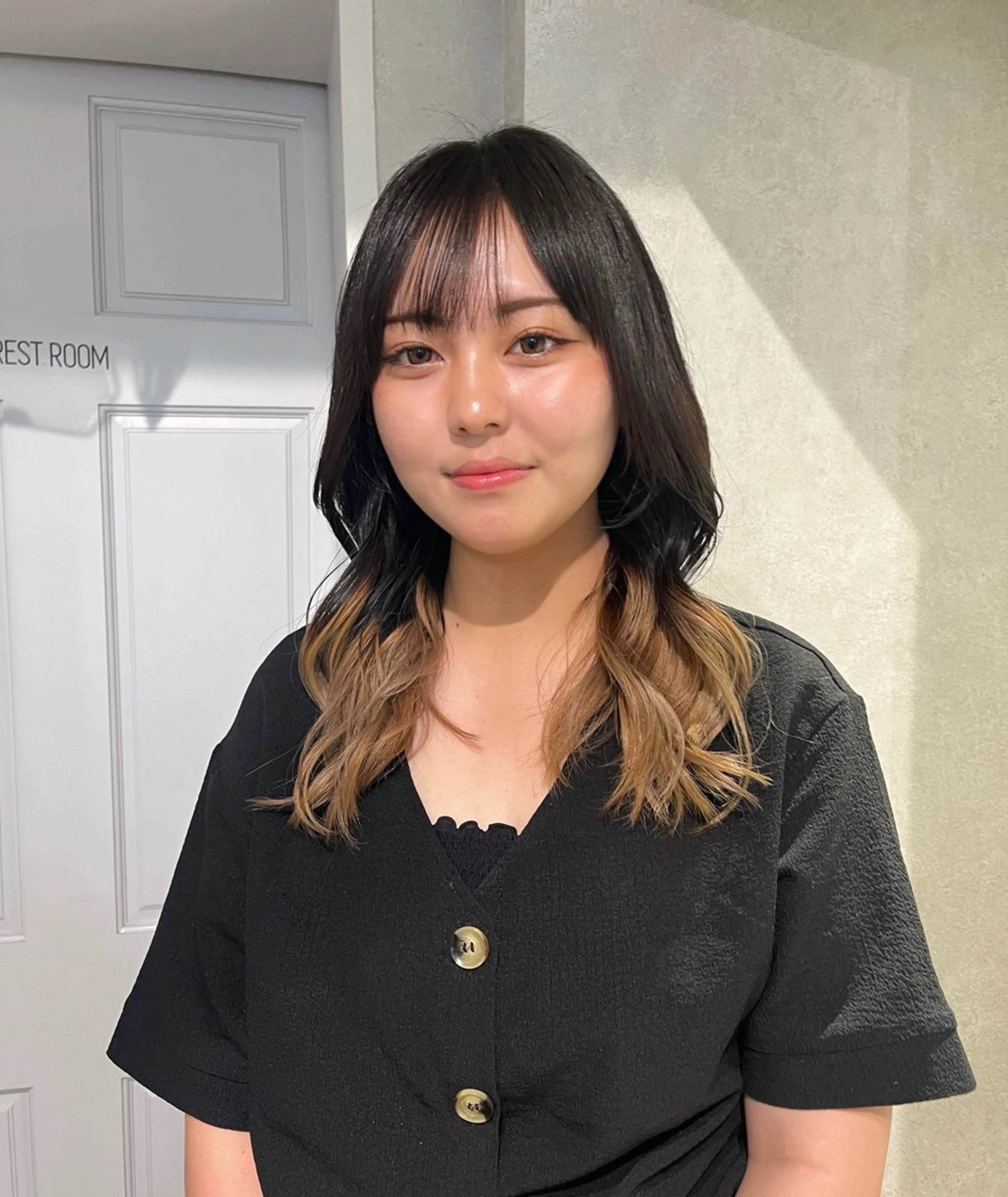 ロング カラー グラデーションカラー 艶ハイトーン/ 輝保🤍✨のヘアスタイル