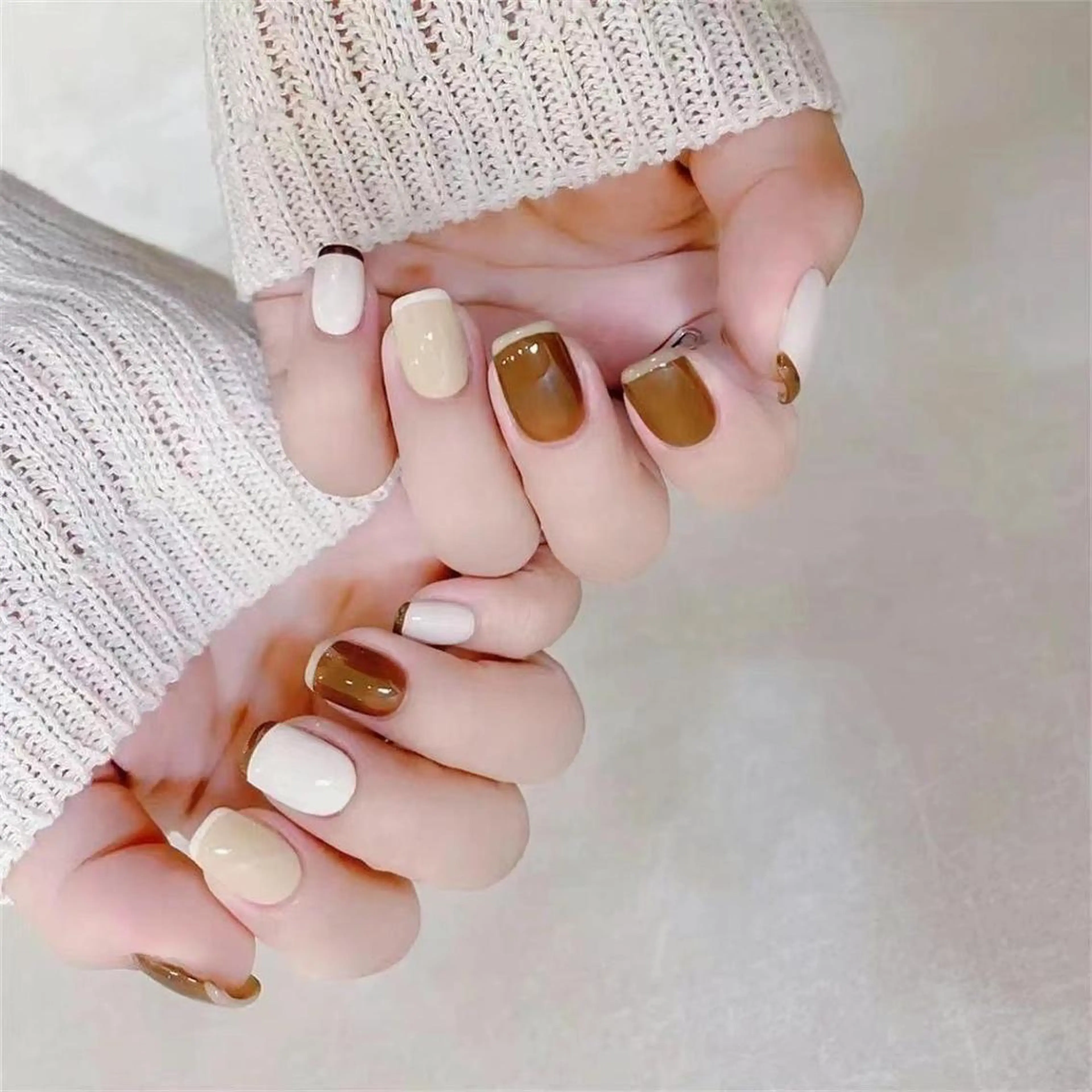 ネイル フットネイル EN salon💅 🦋もり💕のネイルデザイン