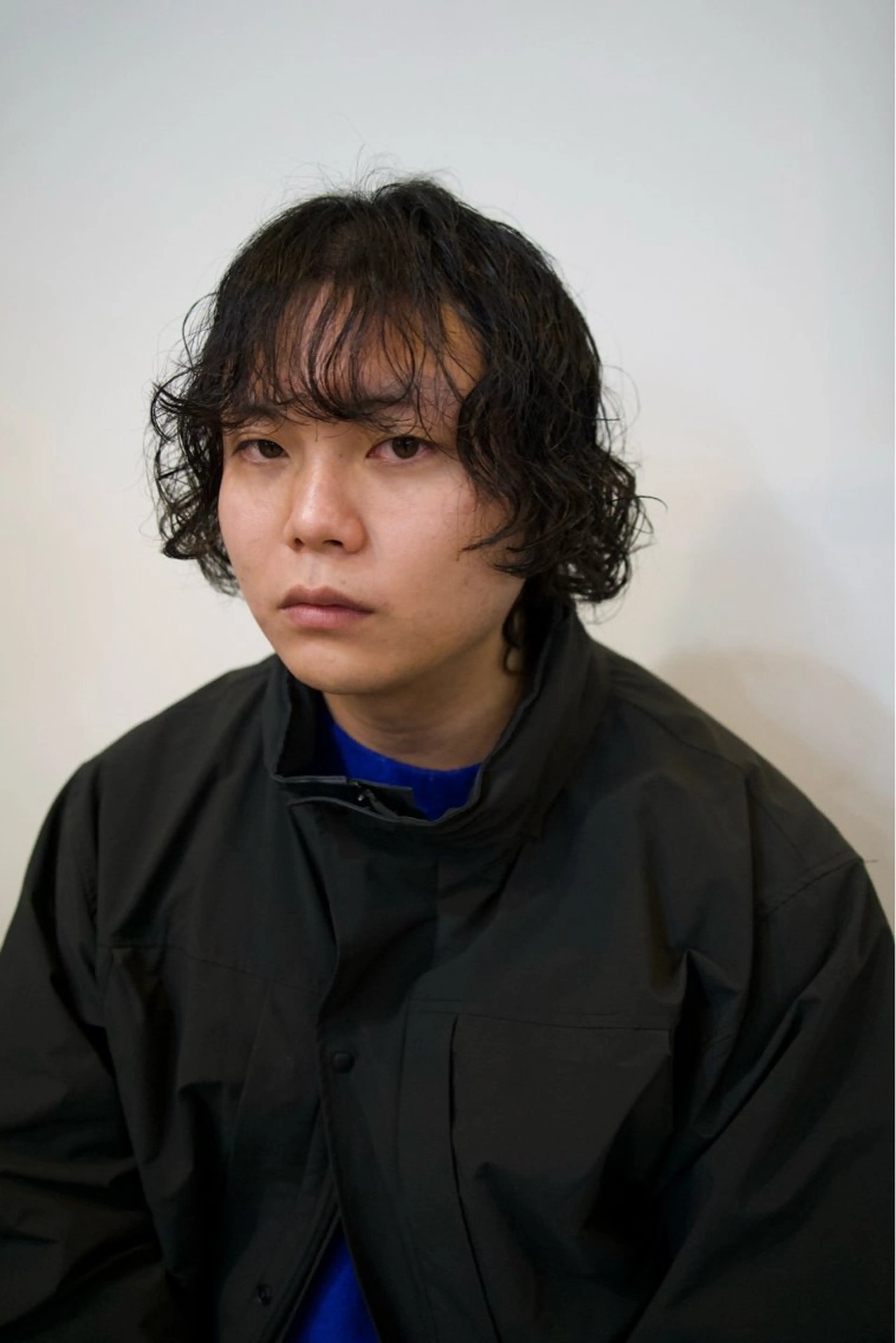 ミディアム パーマ メンズ 出島 凜平のヘアスタイル