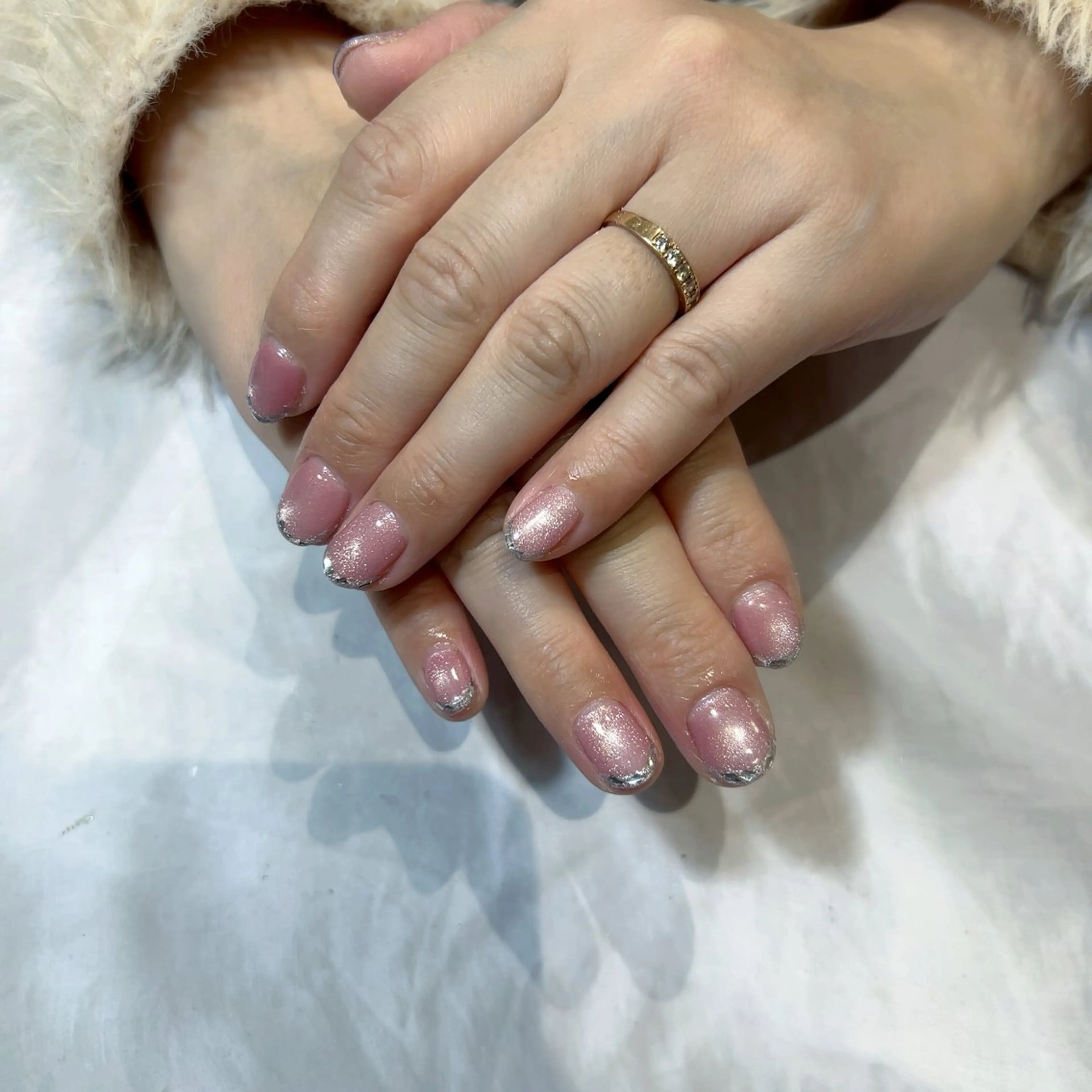 ネイル フレンチネイル ガラスフレンチ hair&make EARTH coiffure beaute 龍ケ崎店所属・神嵜 明日香のネイルデザイン