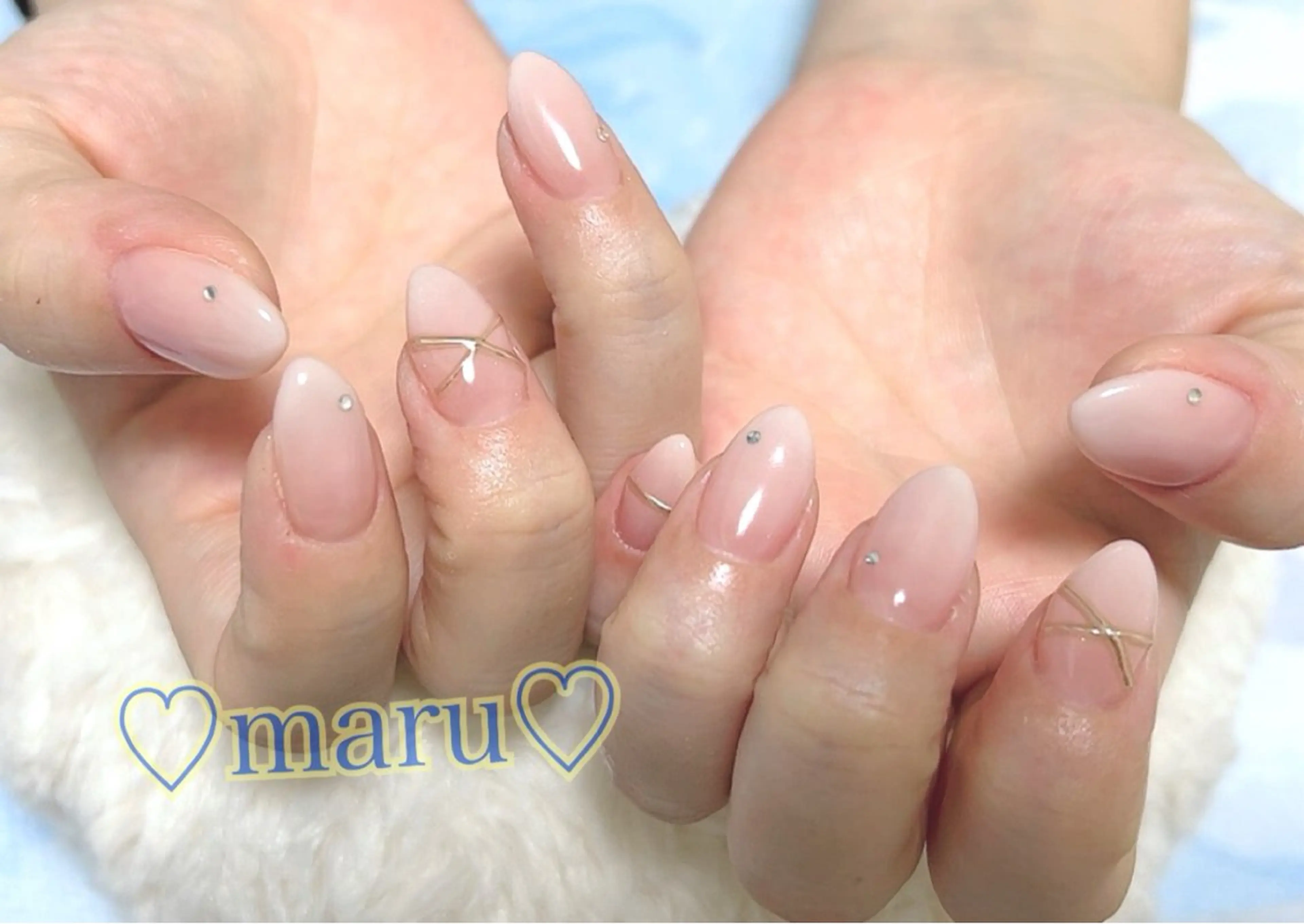 ネイル ハンドネイル フットネイル まるみ ♡のネイルデザイン