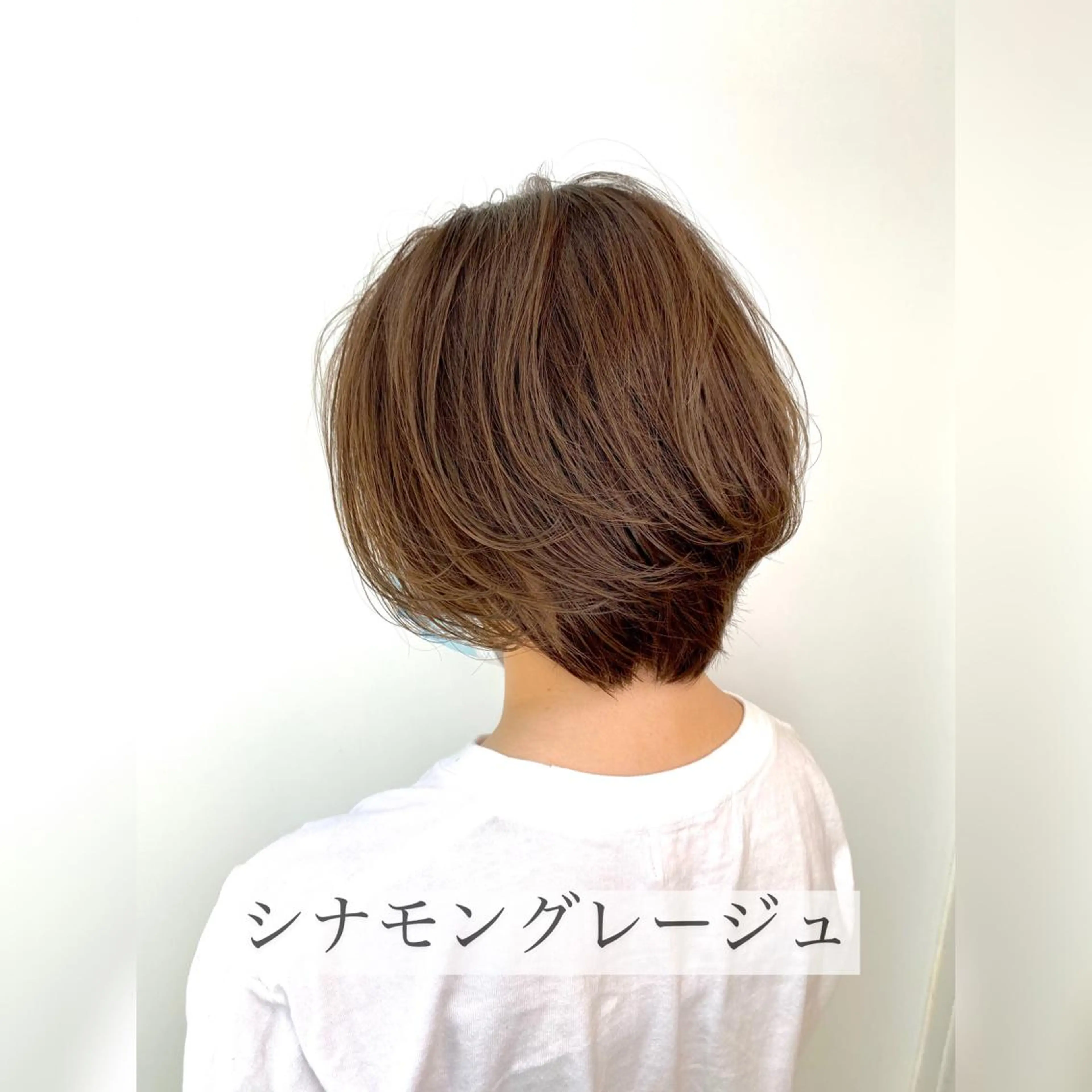 ショート ヘアカラー グレージュカラー◎ 山本勝志のヘアスタイル