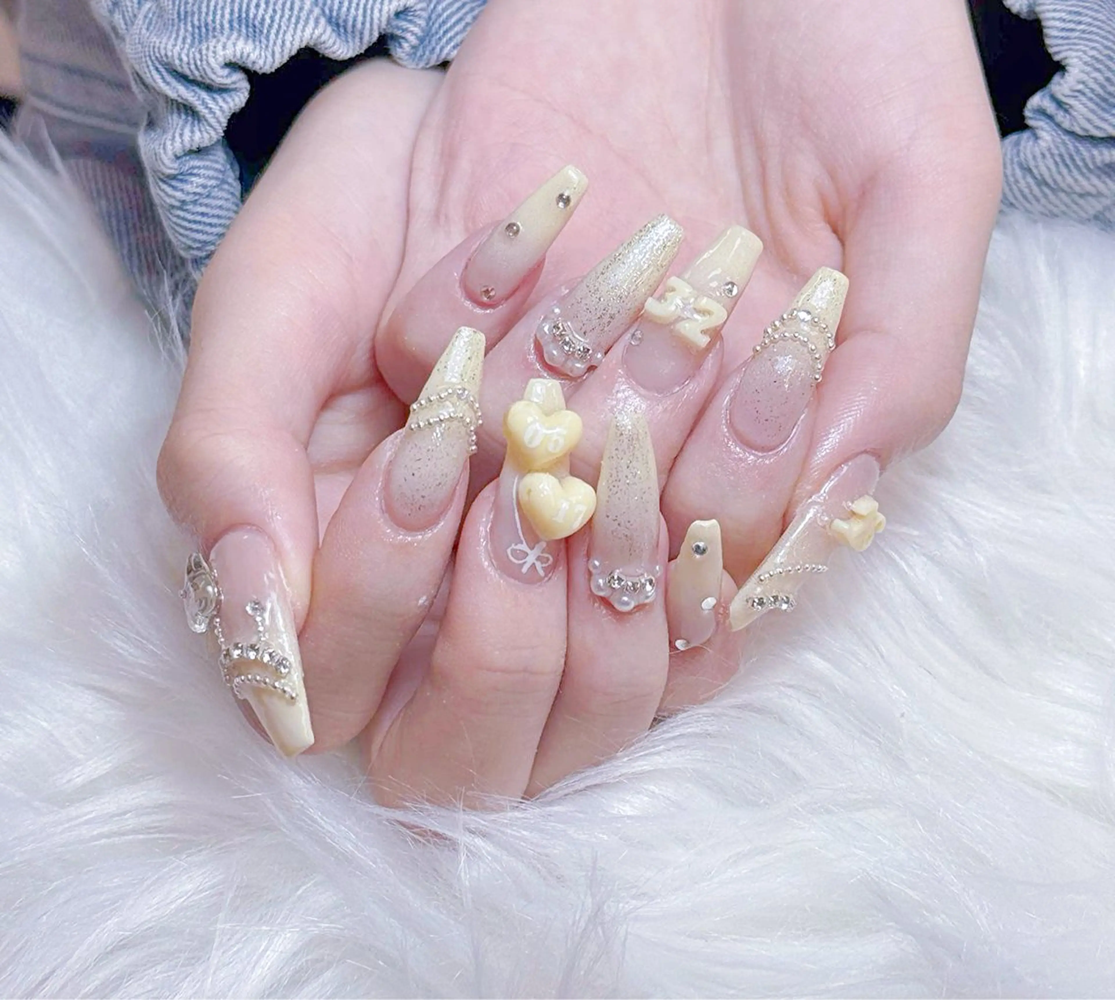 ネイル フレンチネイル ジェルネイル 韓国ネイル マグネットネイル ネイルチップ ハンドネイル Rin Nail所属・Emi Nailのネイルデザイン