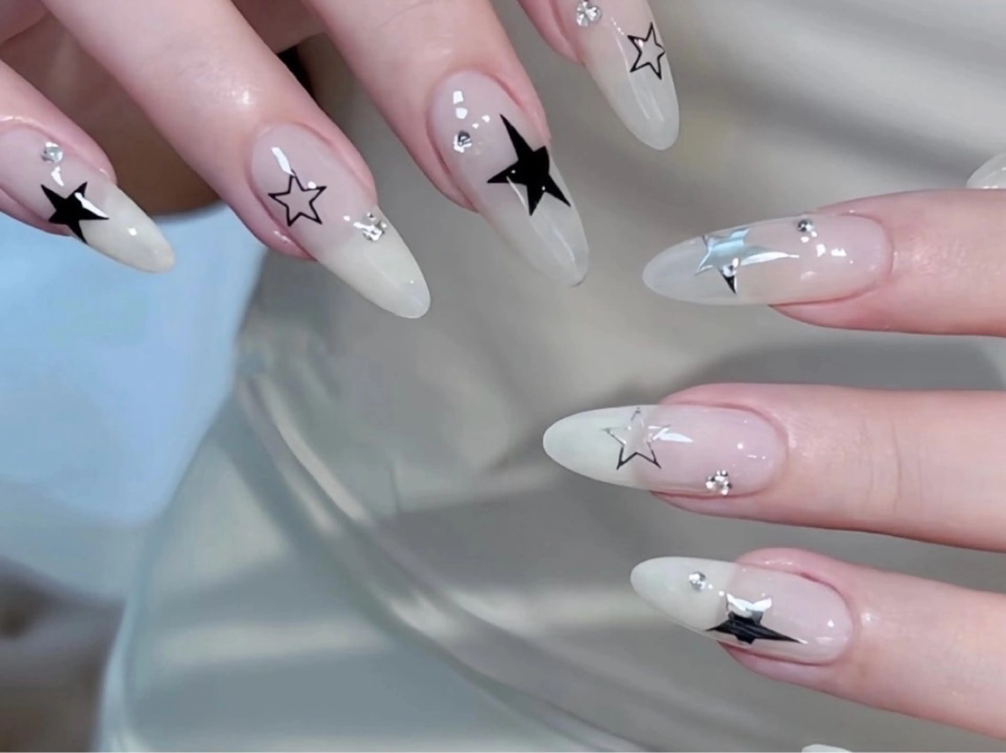 ネイル アートネイル フットネイル フレンチネイル ジェルネイル 韓国ネイル ハンドネイル フットネイル ハンドケア Kawaii Nail Salon所属・Kawaii-jp Tomisatoのネイルデザイン