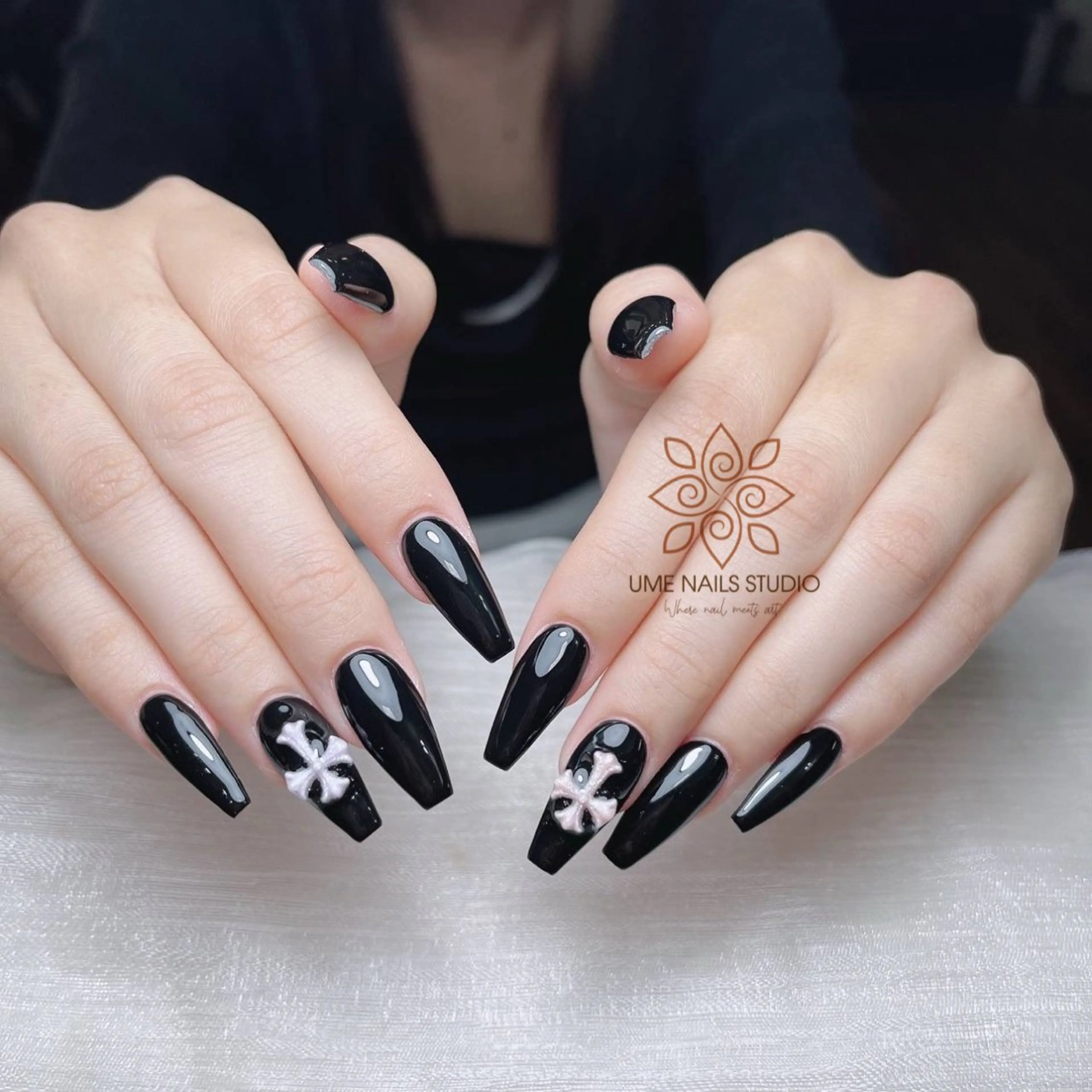 ネイル チークネイル クリアネイル ガーリー キラキラネイル 韓国ネイル ハンドネイル Ume Nail Studioのネイルデザイン