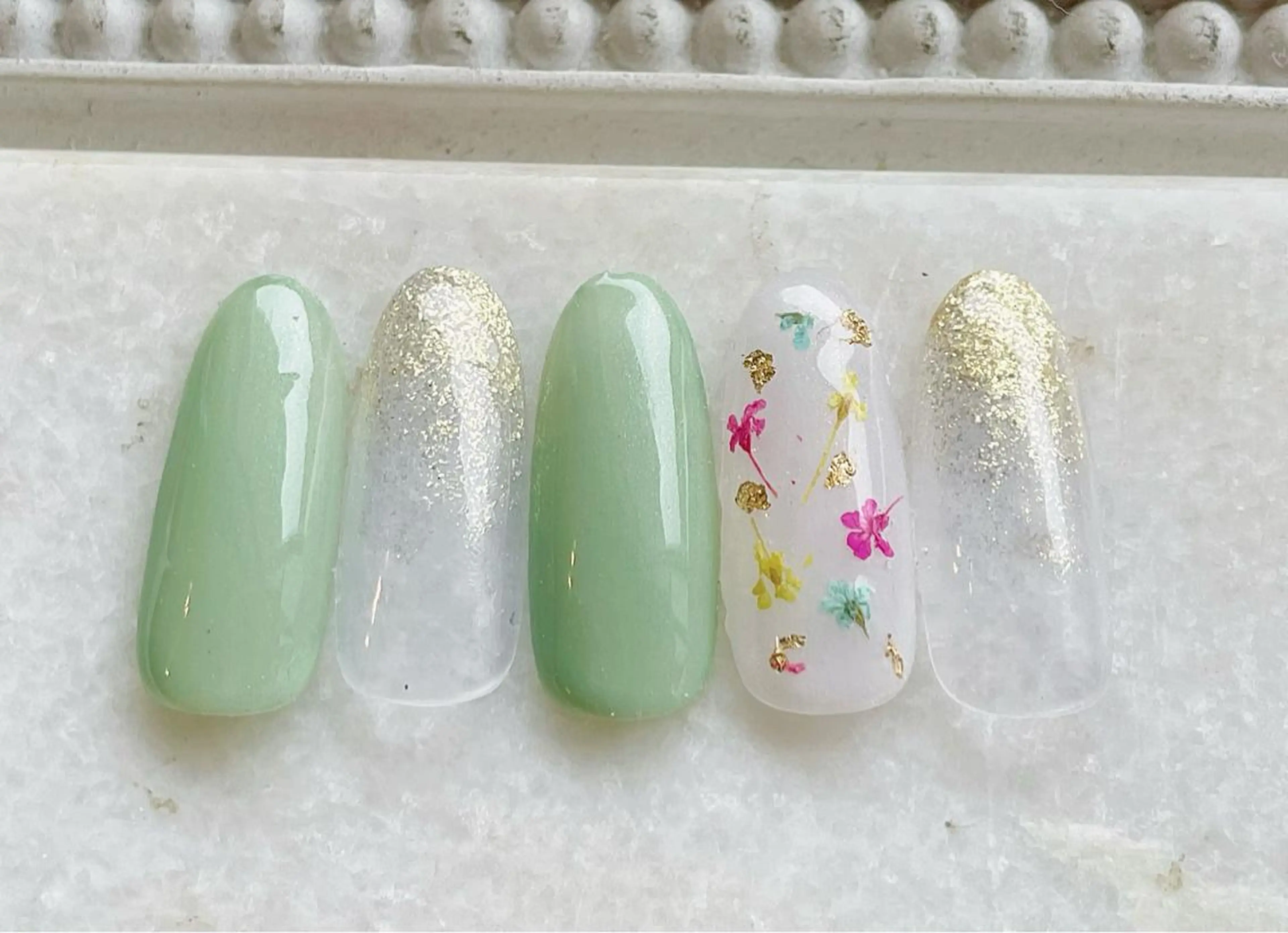 ネイル ジェルネイル パラジェル 春ネイル ハンドネイル Satomi  のネイルデザイン