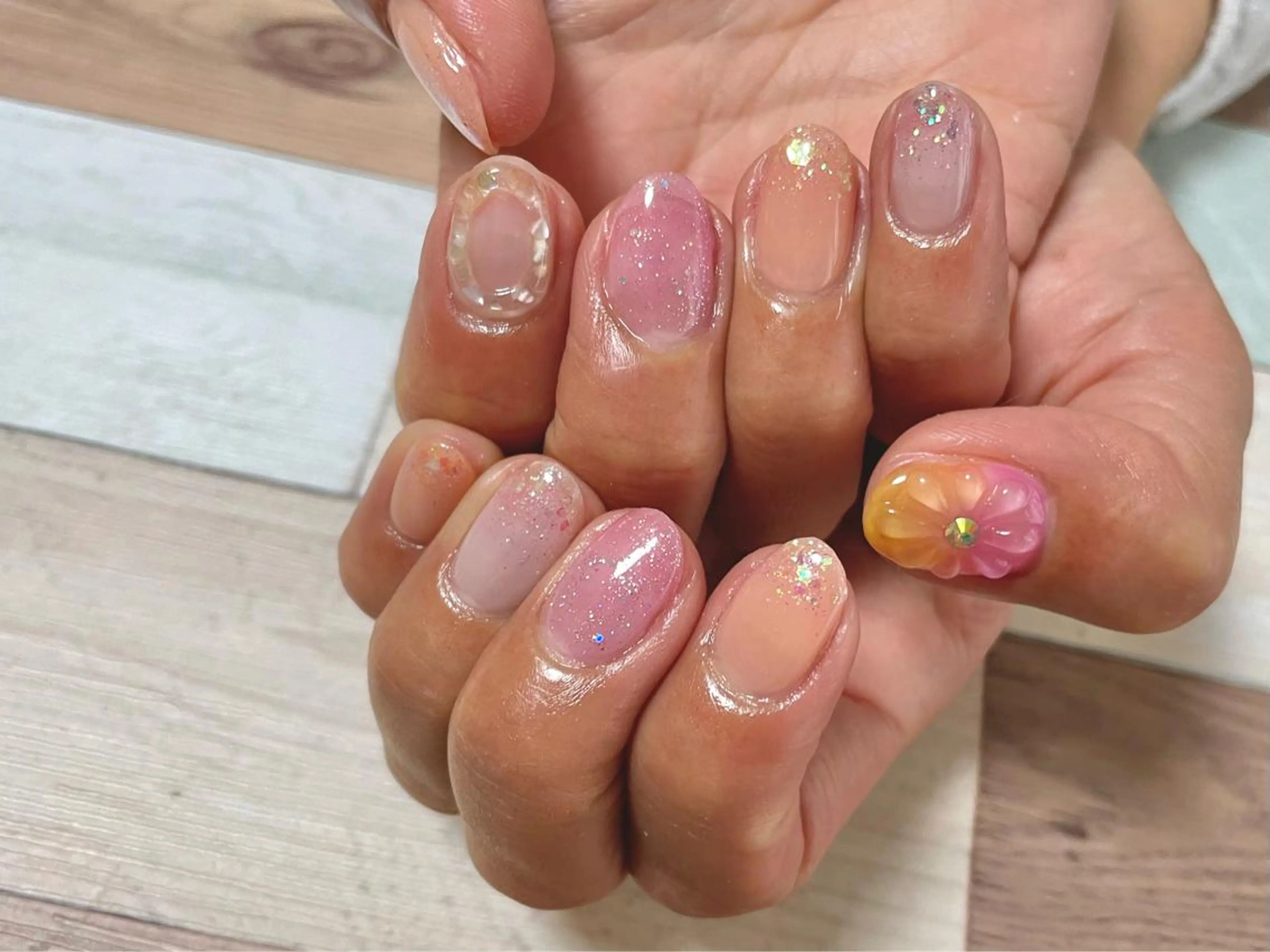 ネイル ラメ(グリッター) 持ち込み Nail Blue512所属・Nailist MINORIのネイルデザイン