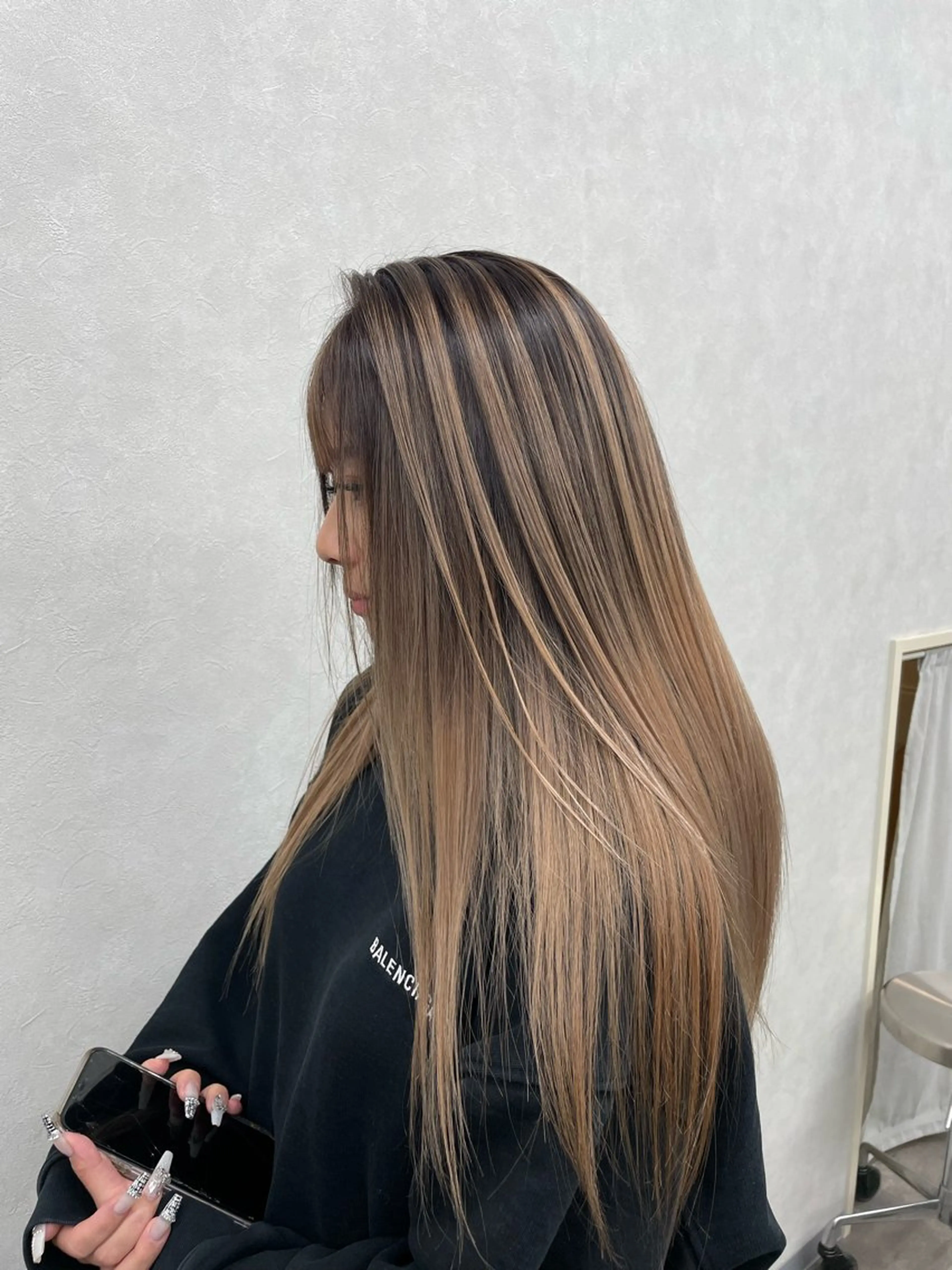 ロング ヘアカラー カラーリスト Maiのヘアスタイル