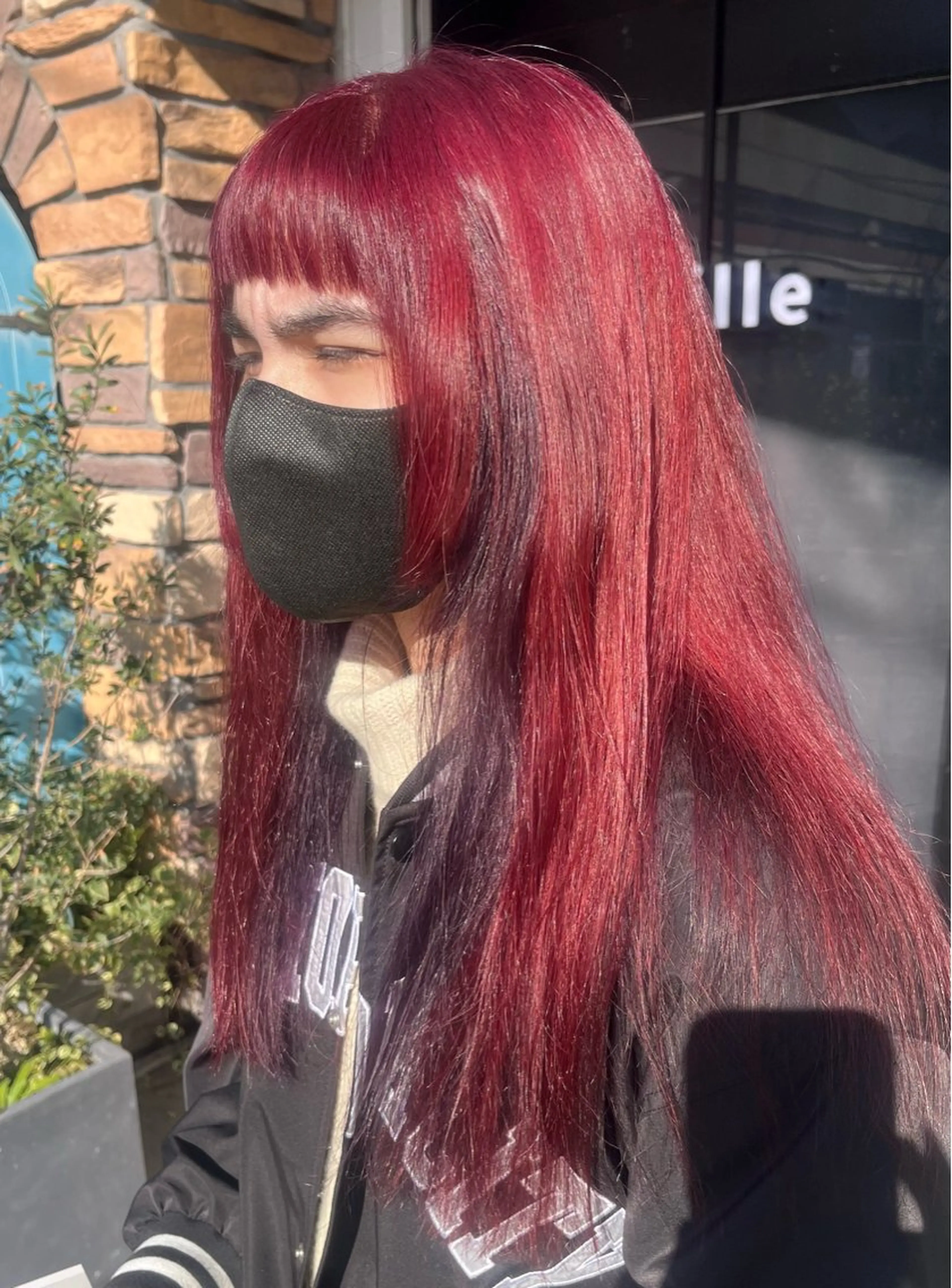 ロング カラー ブリーチ ラベンダーカラー ピンクカラー レッドカラー ツートーンカラー カット ヘアカラー トリートメント 透明感カラー/パーマ 🌀アオノアユミのヘアスタイル