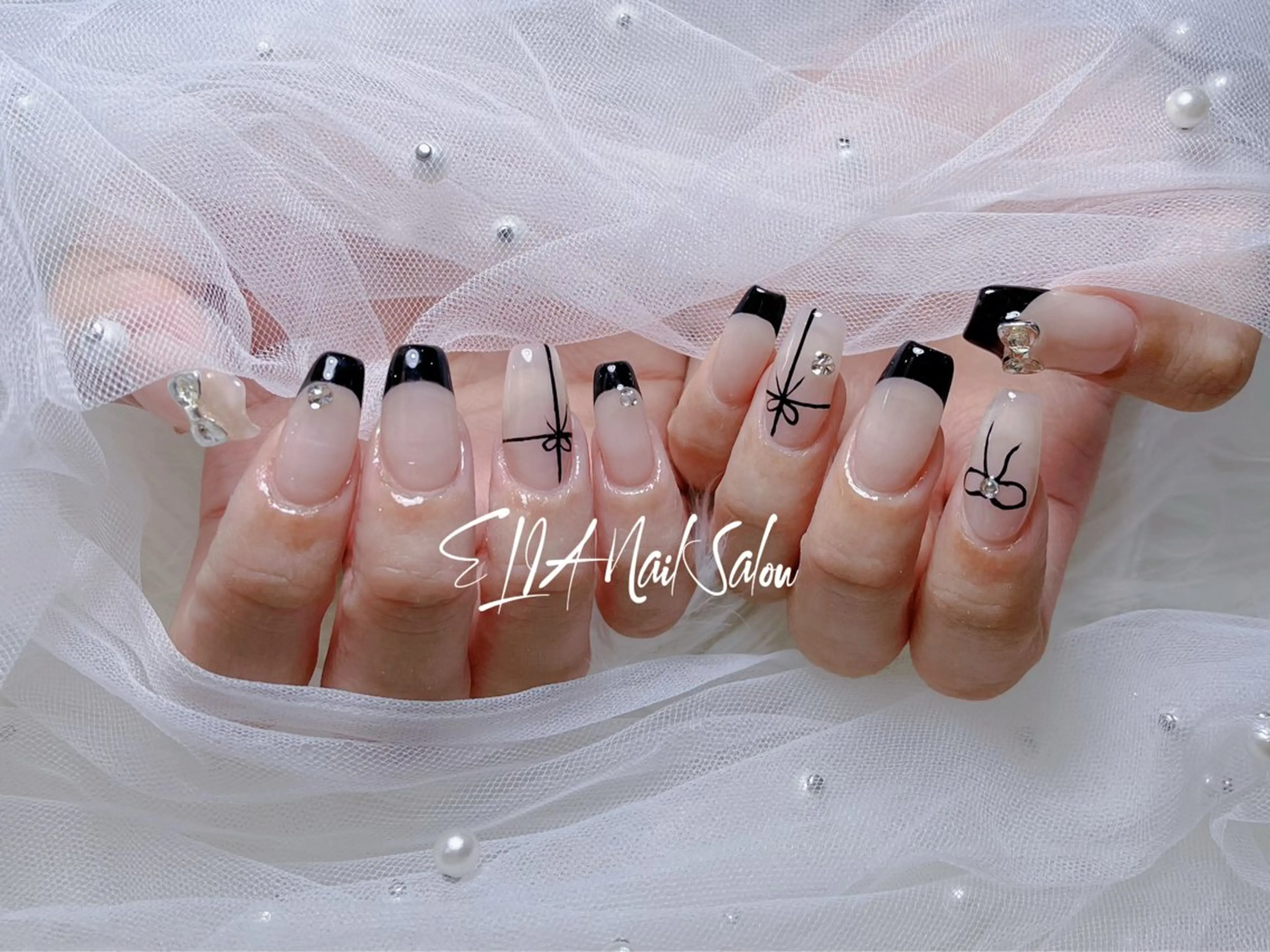 ミディアム ハンドネイル ELIA【エリア】 nailsalonのネイルデザイン