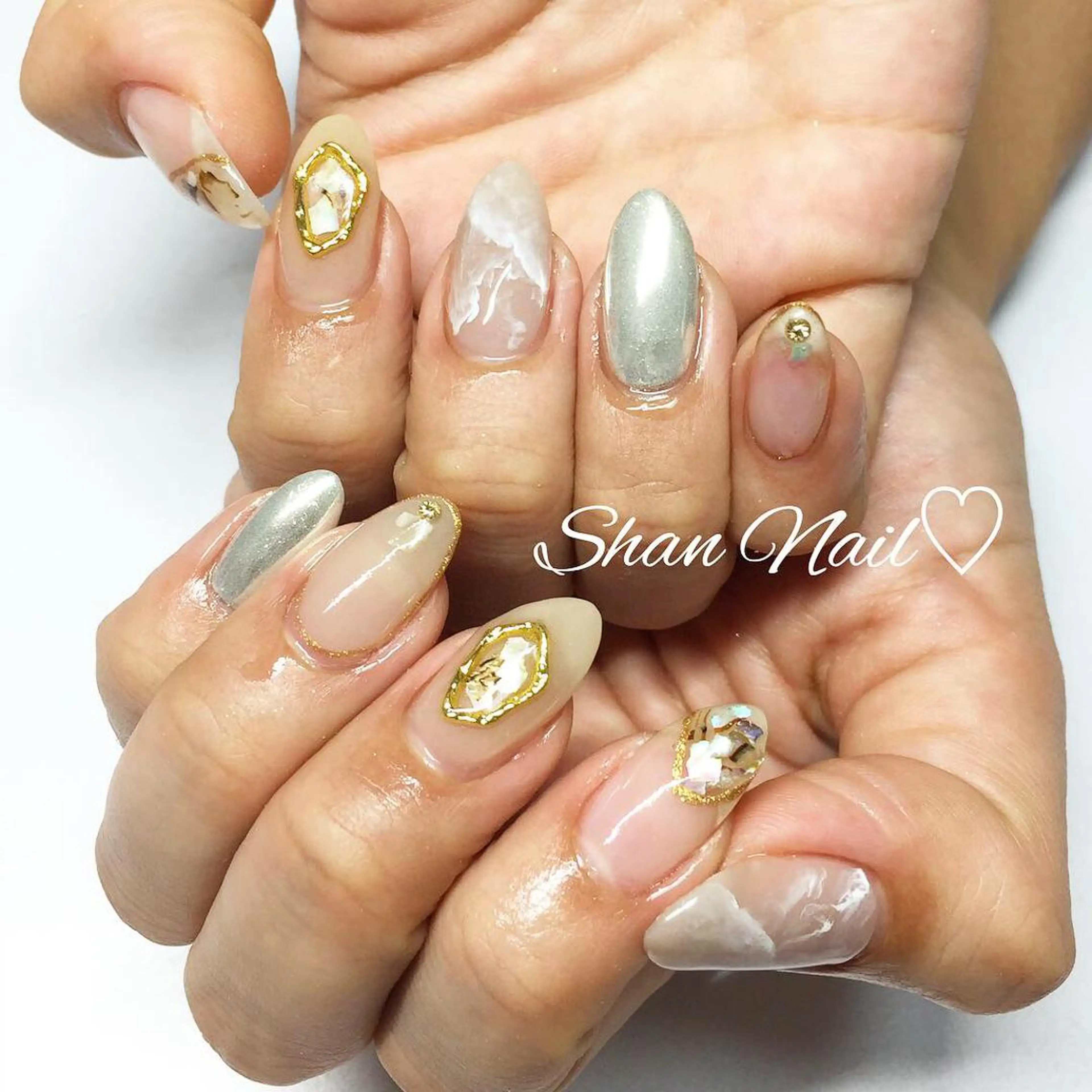 ネイル 大理石ネイル(マーブル) ミラーネイル ハンドネイル Shan Nailのネイルデザイン