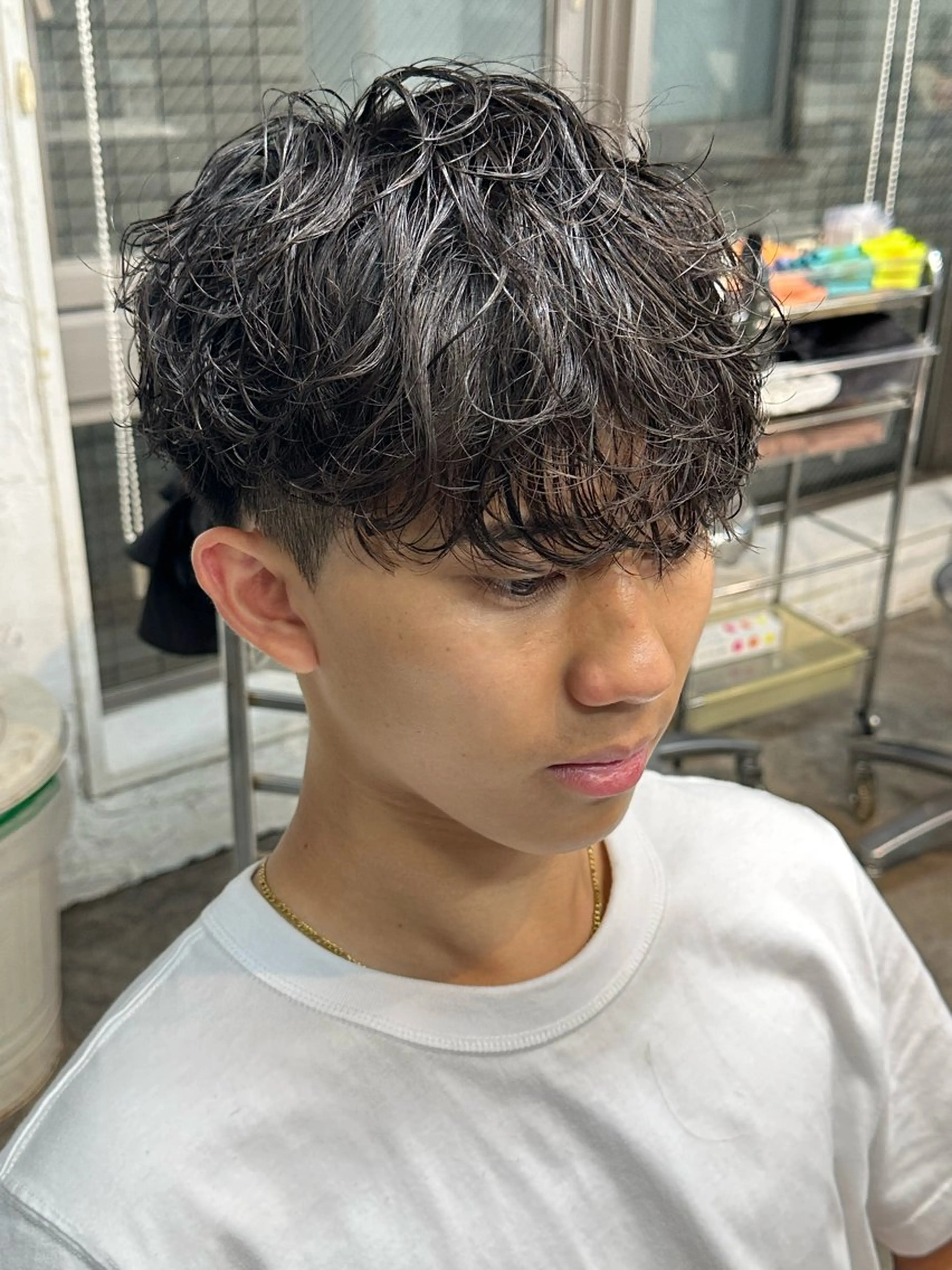 パーマ メンズ フェザーパーマ マッシュ メンズパーマ 学生（メンズ向け） メンズツイストパーマ カット パーマ fifth men's原宿所属・fifth/原宿/ シャドウパーマ/カズのヘアスタイル