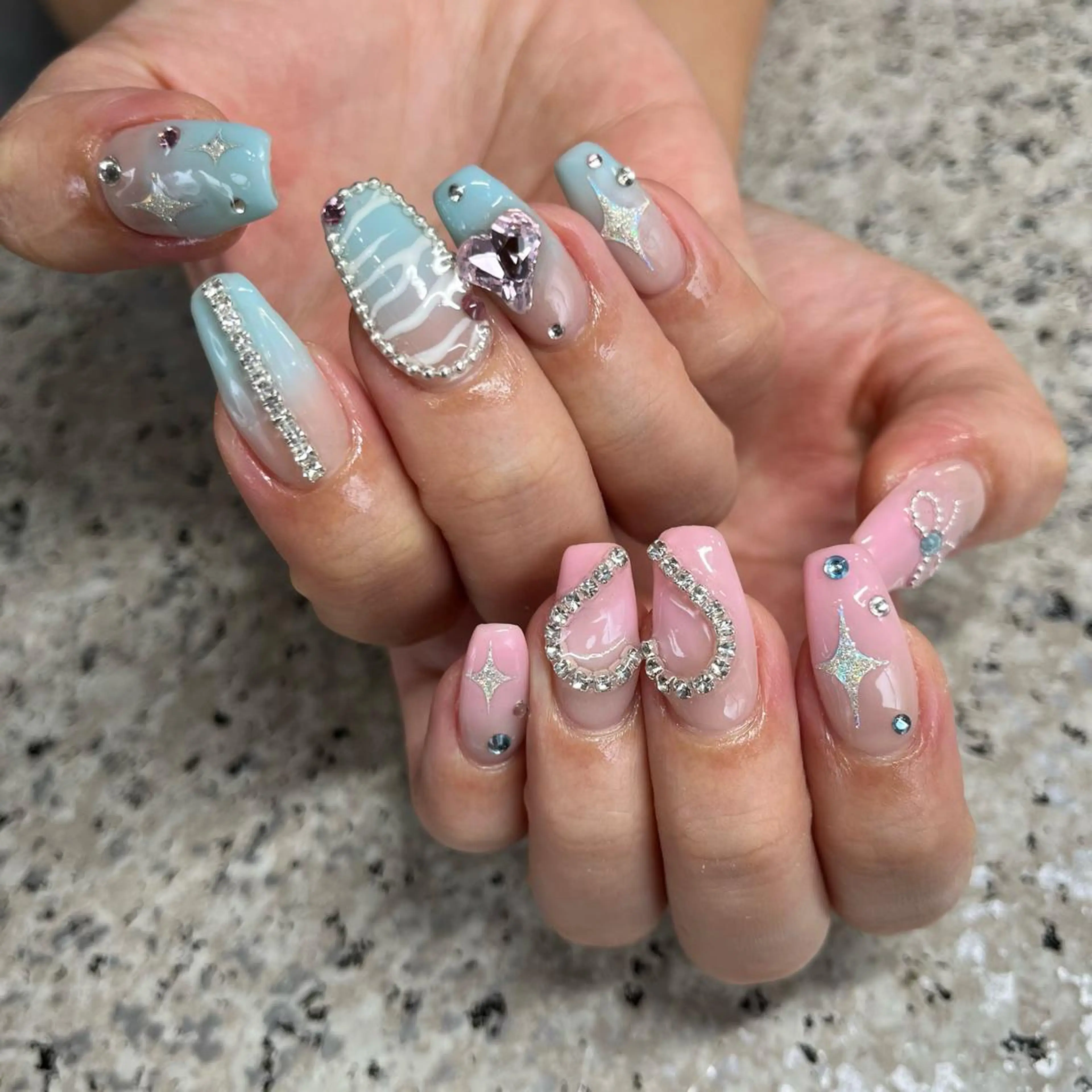 ネイル 韓国ネイル nailsalon maluriのネイルデザイン
