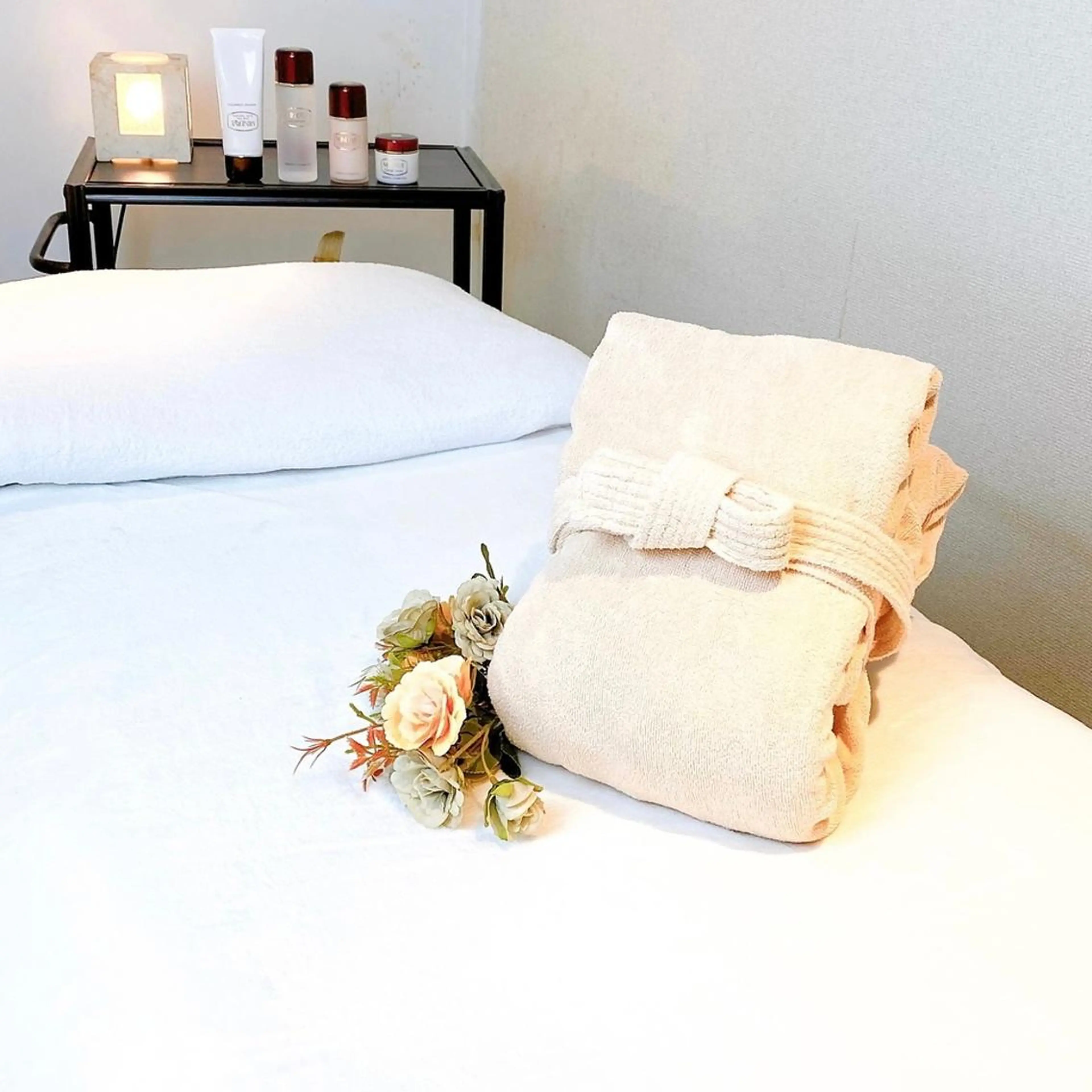 セミロング カラー パーマ ヘアアレンジ メンズ キッズ ネイル マツエク・マツパ アイブロウ 触れたくなる モテ肌へ...❤︎のエステ・リラクイメージ