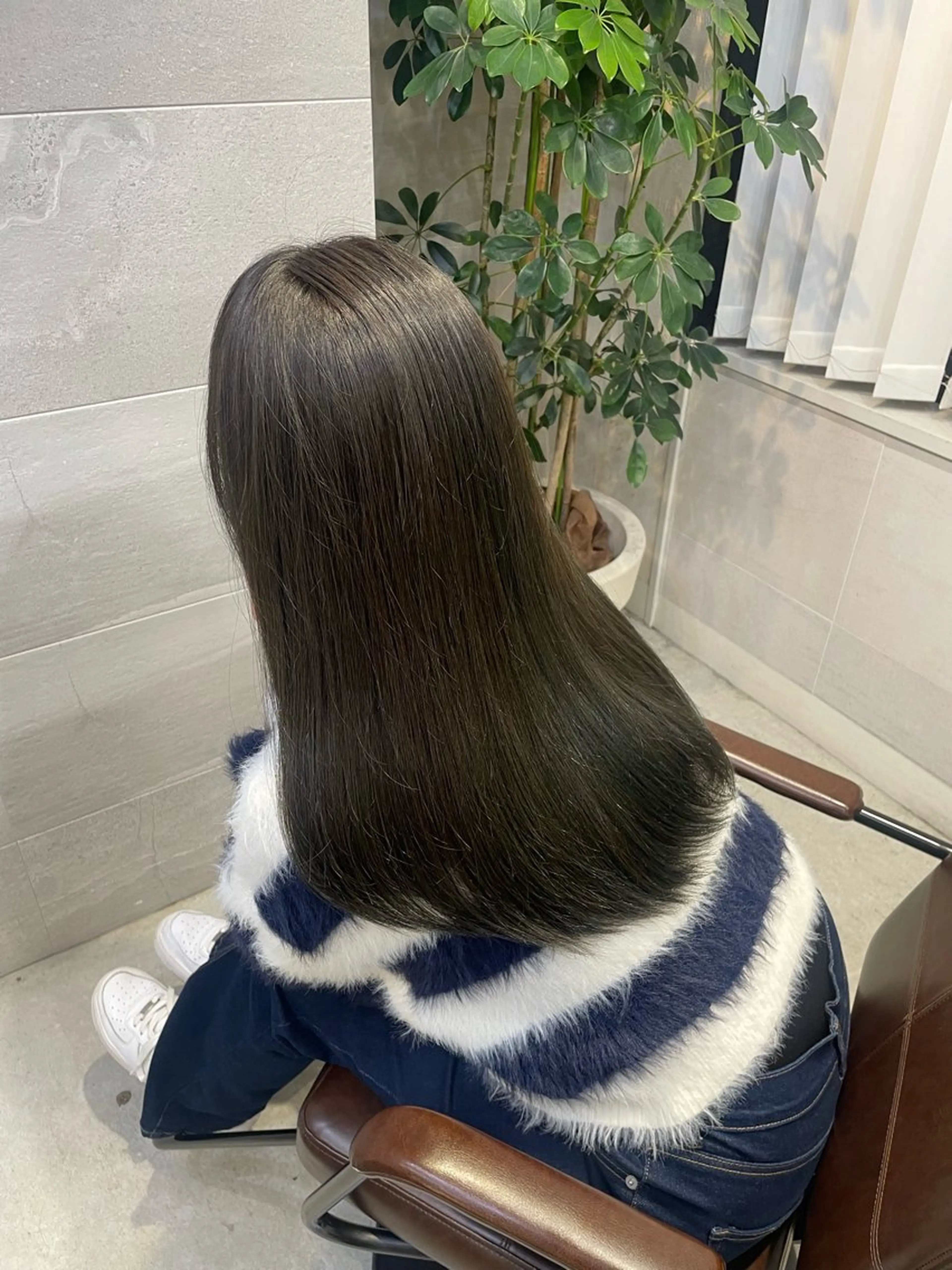 ロング はやしだ あおいのヘアスタイル