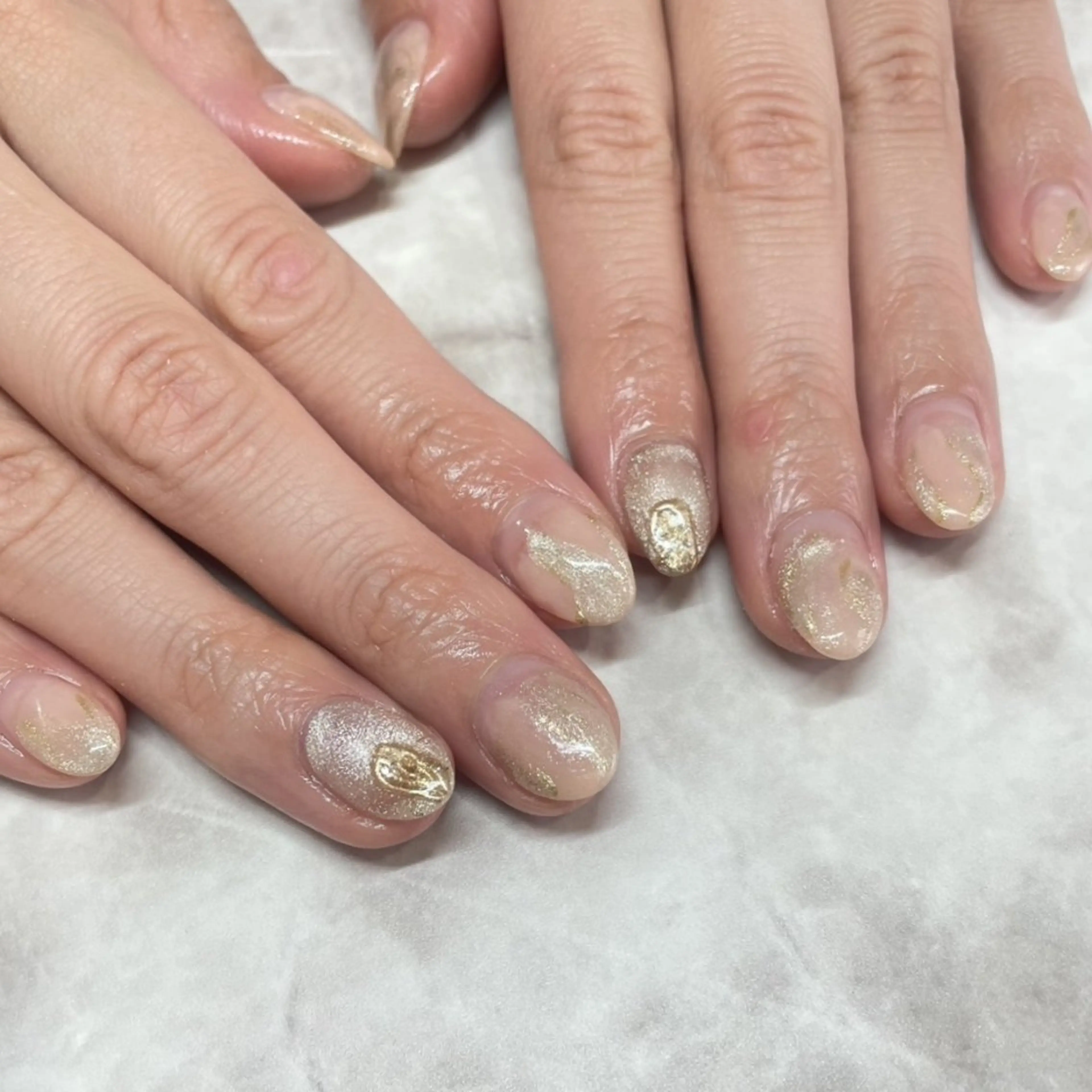 ネイル ニュアンスネイル ハンドネイル Beautiful Meかえでのネイルデザイン