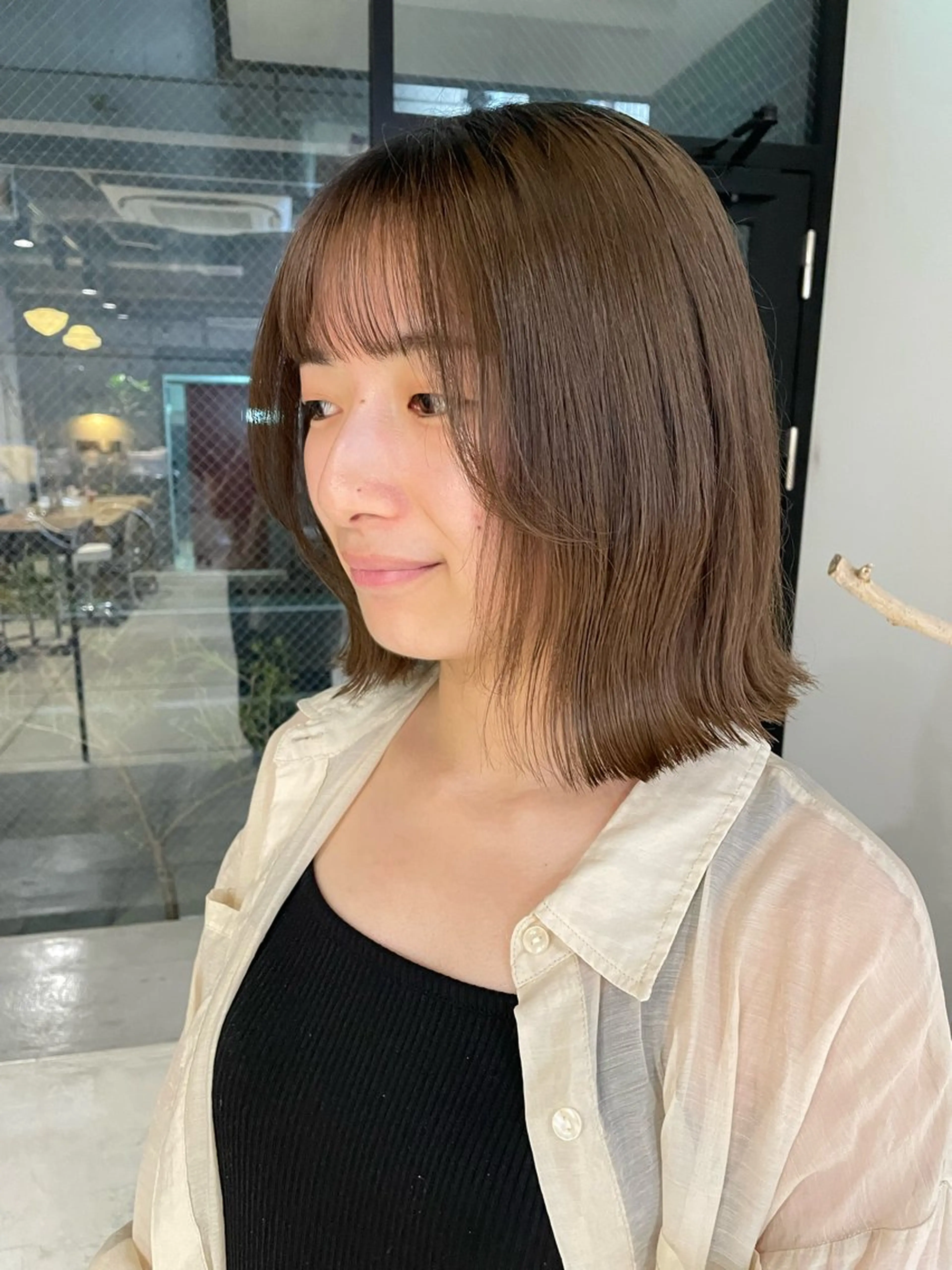 ミディアム カラー ボブ 外ハネヘア ユウナ🎀レイヤー/ 暖色カラーのヘアスタイル