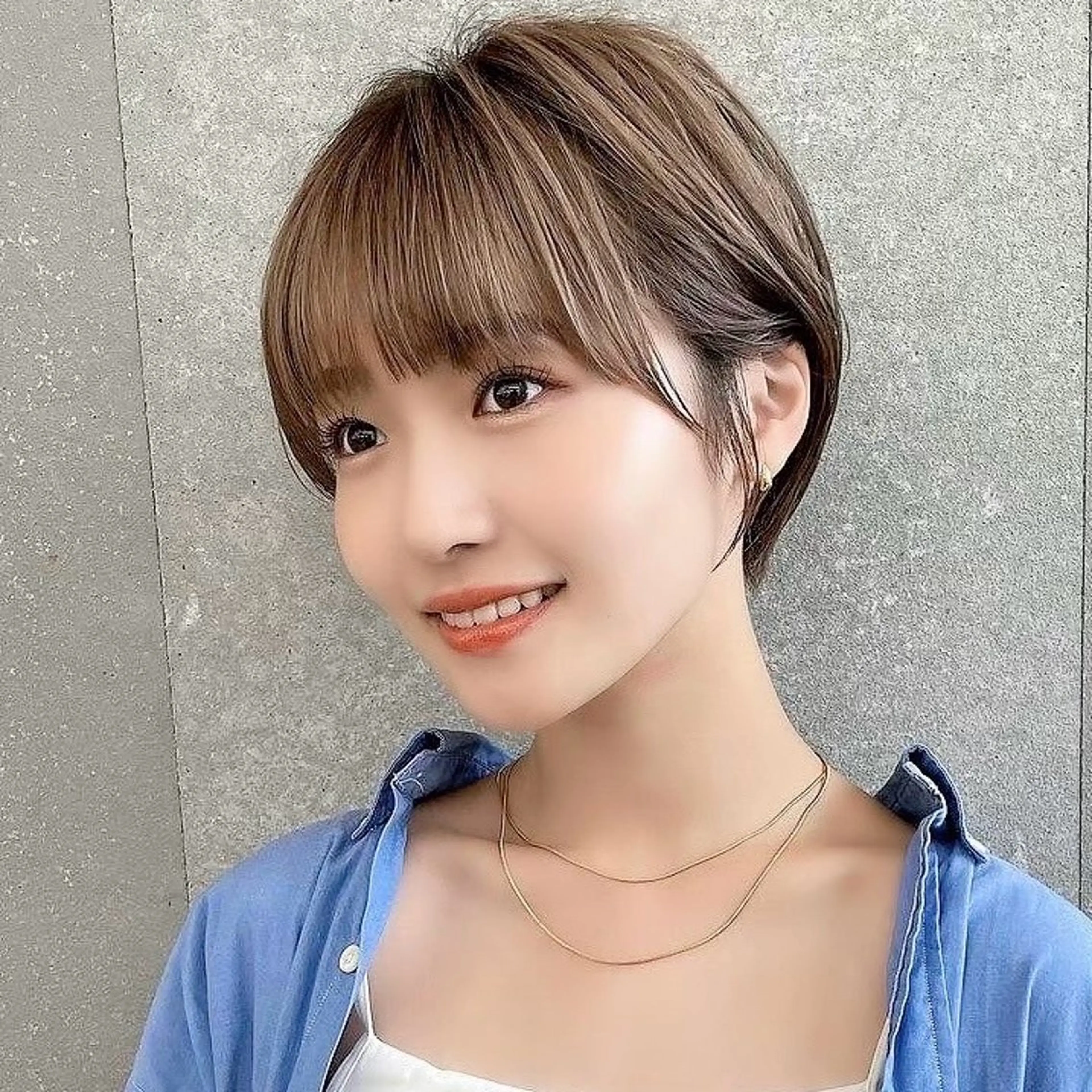 ショート ショート/レイヤー/ 縮毛矯正/ 渡邊莉玖のヘアスタイル