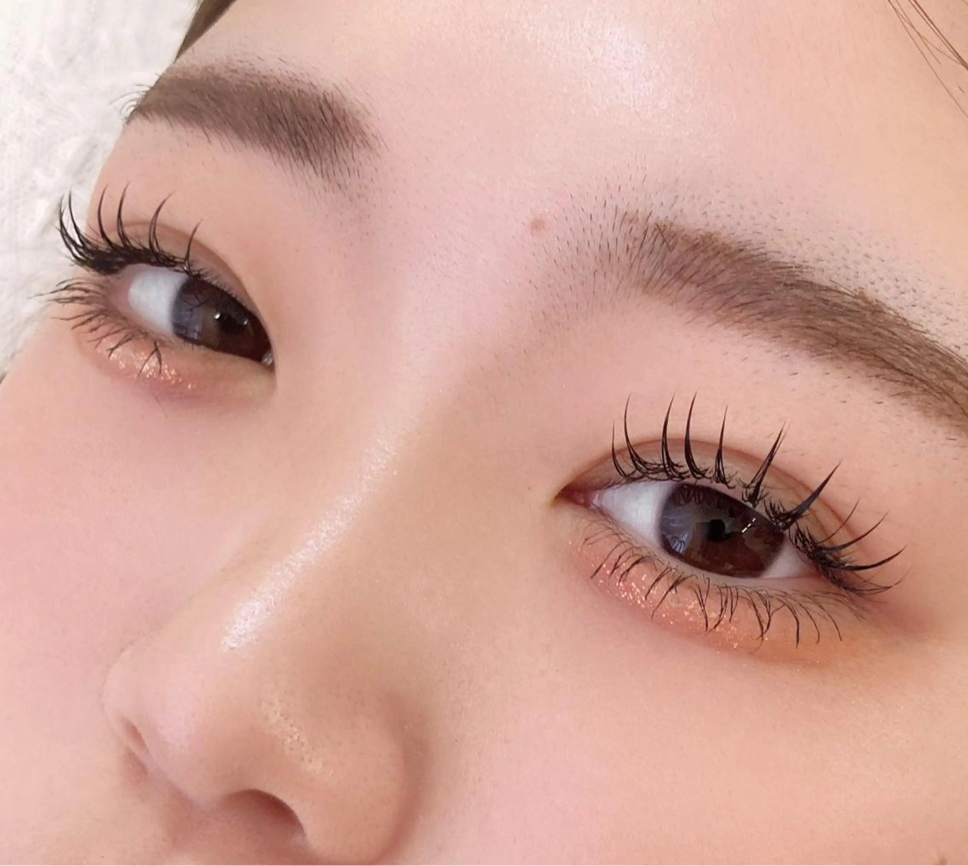 マツエク・マツパ 束感まつ毛 Cカール Eye gloss 2のマツエク・マツパデザイン