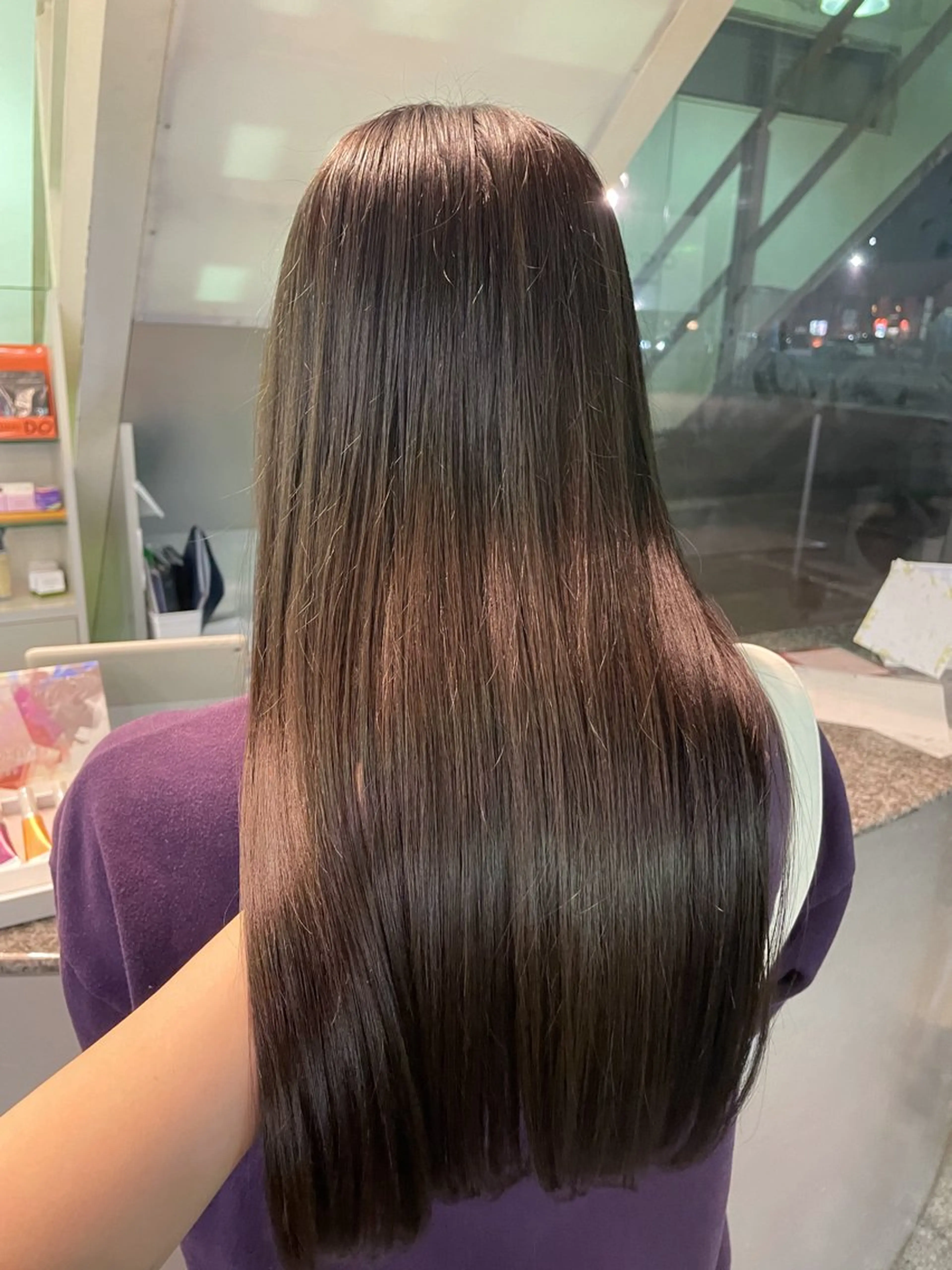 ロング カラー 髪質改善 トリートメント ハイトーン、ブリーチ 🤍足立里湖のヘアスタイル