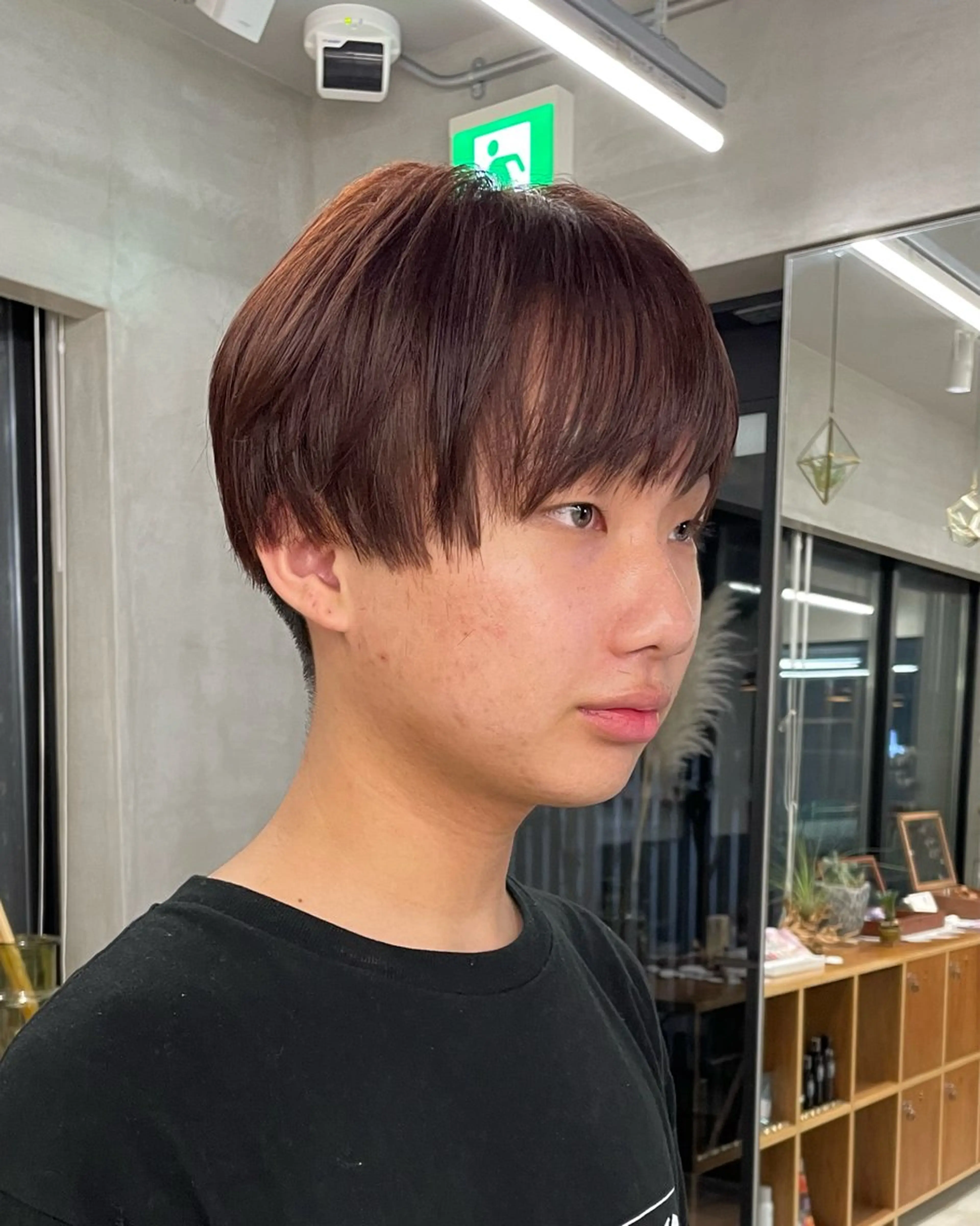 カラー メンズ マッシュ 【ブリーチ特化】 イマダナツミのヘアスタイル