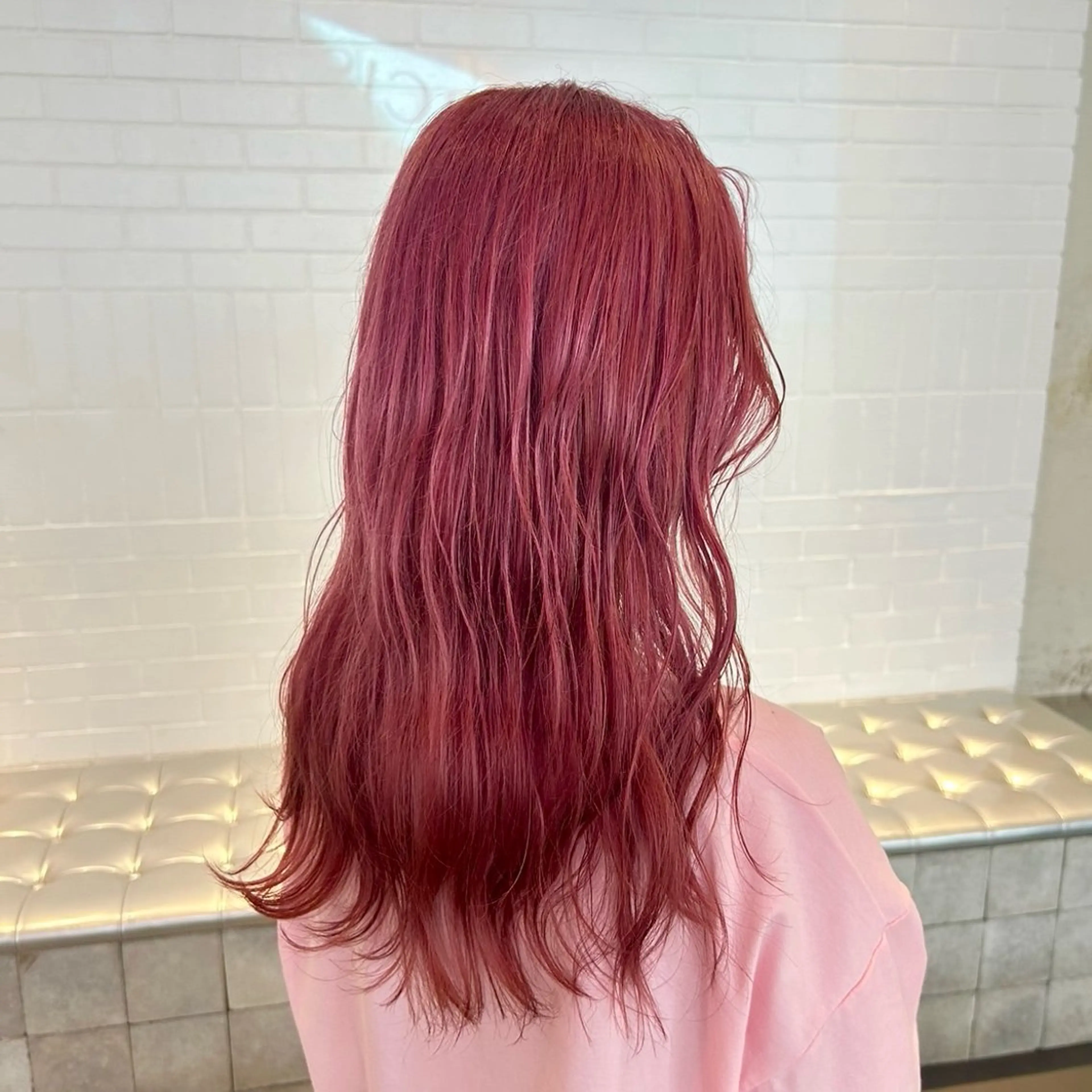 ミディアム カラー カット ヘアカラー トリートメント ヘッドスパ ヘアセット ブリーチ×レイヤー 🧙 美髪/レオンのヘアスタイル