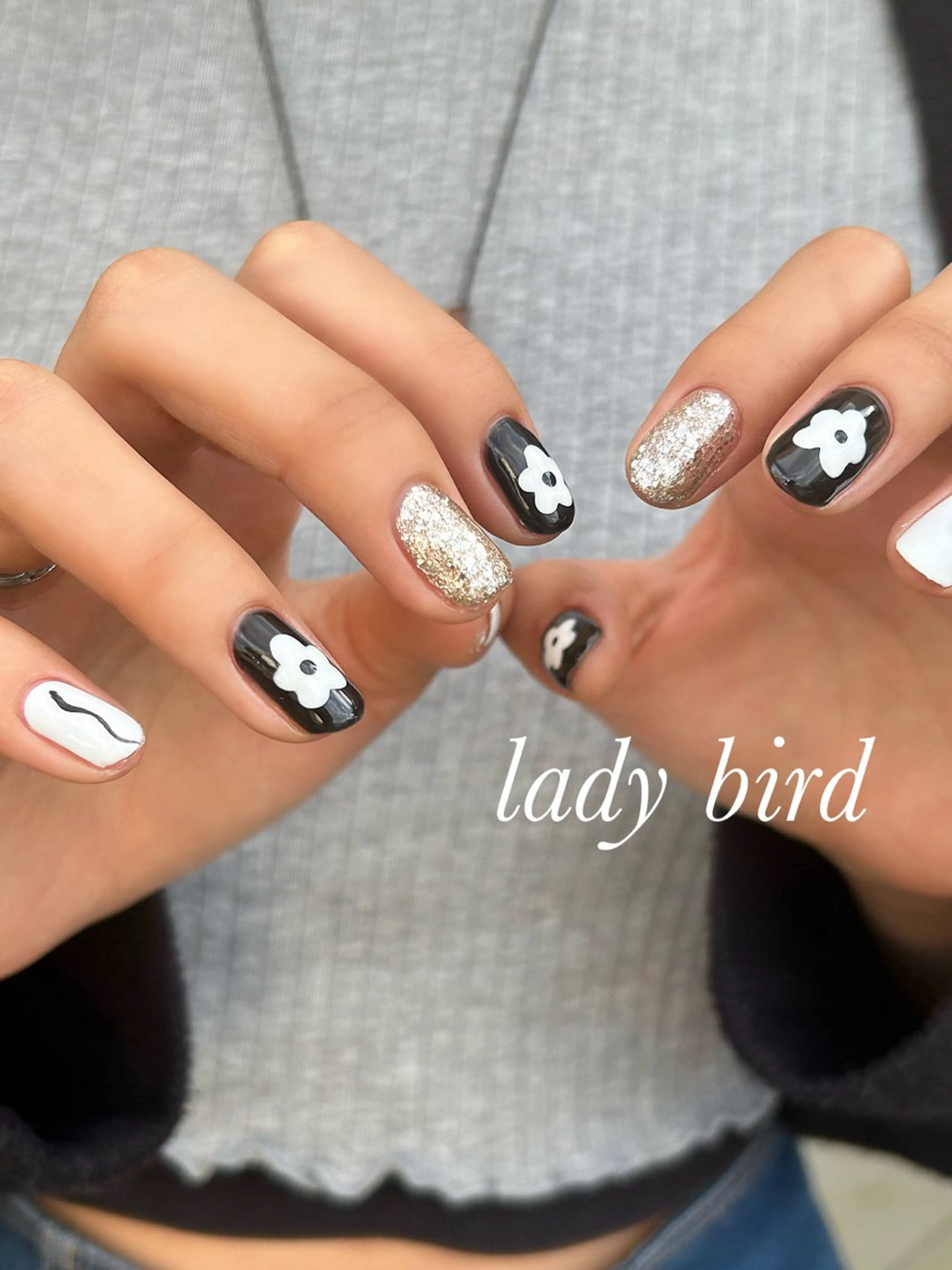 ネイル 持ち込み lady bird yoshieのネイルデザイン