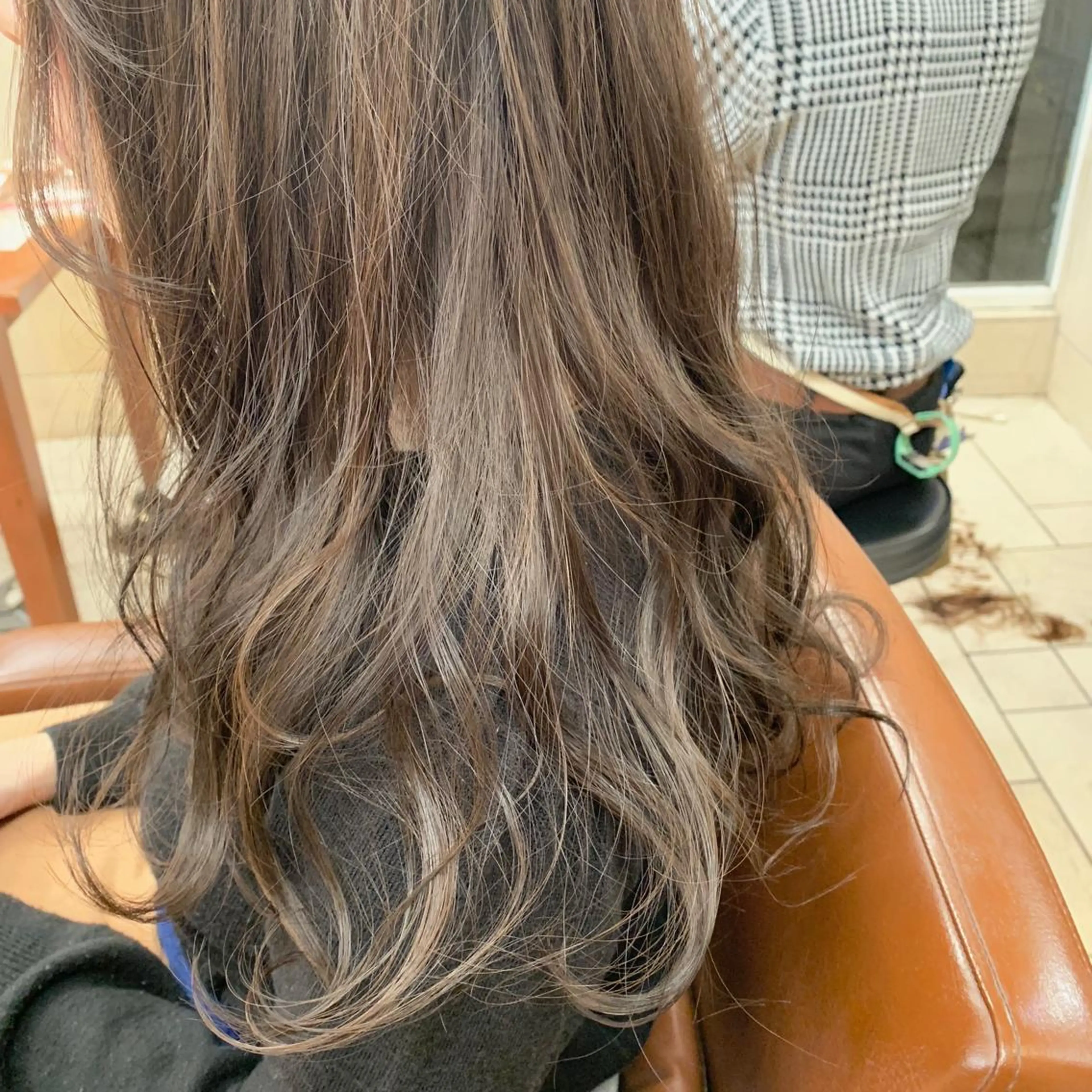 ロング カラー カット ヘアカラー 加藤 綾華のヘアスタイル