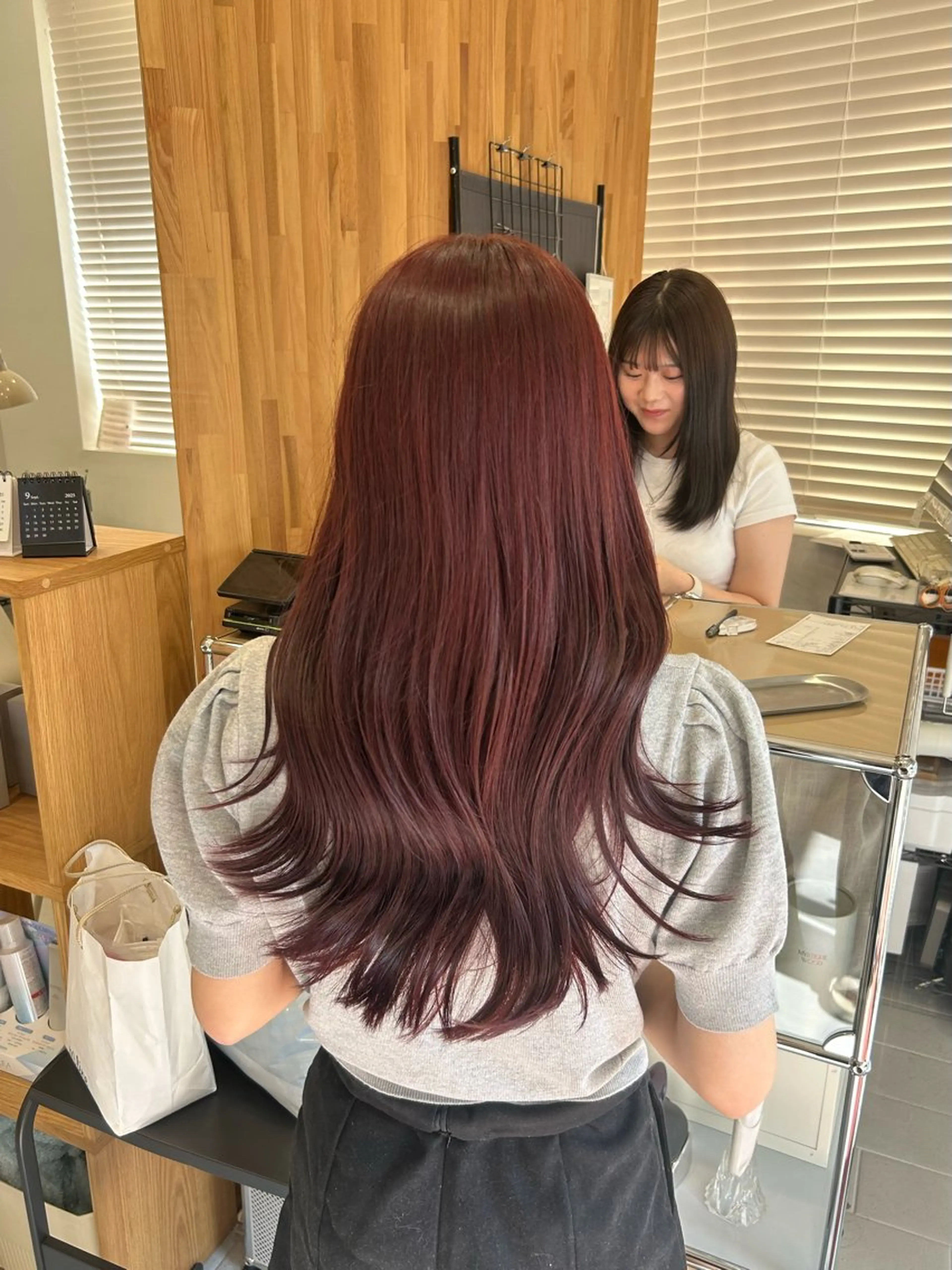 セミロング カラー カット ヘアカラー トリートメント 韓国ヘア ‎🤍KANA🎀のヘアスタイル