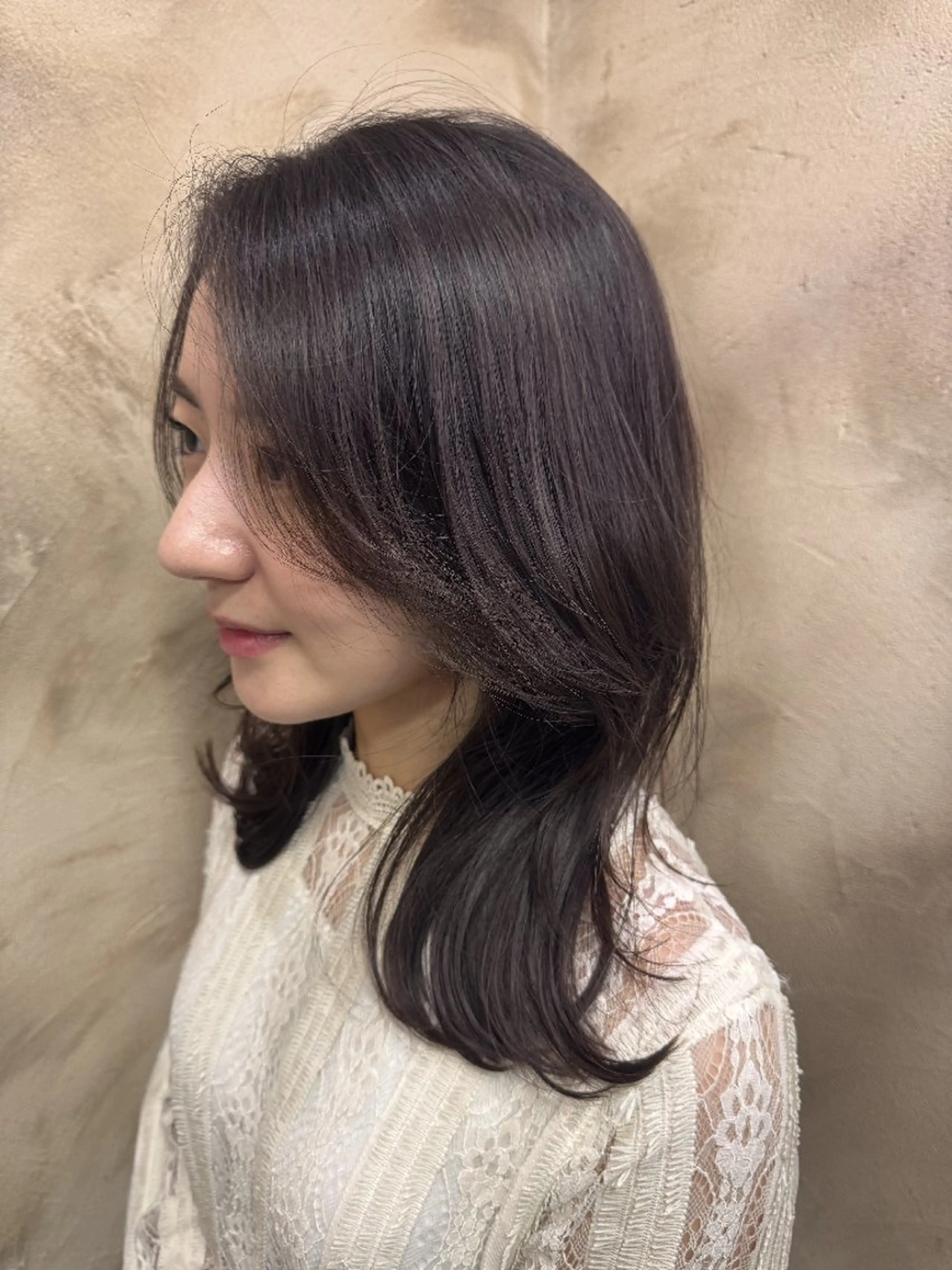 ミディアム 田中 秋水のヘアスタイル
